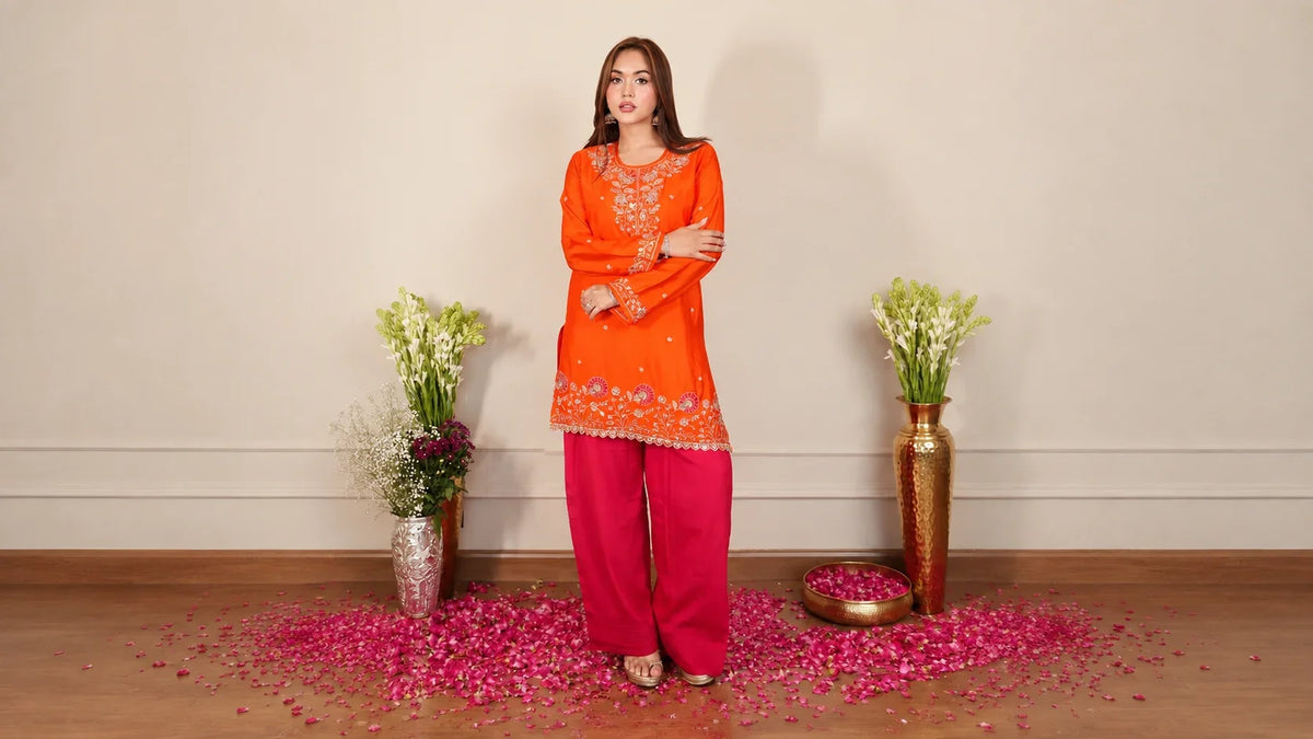 Black Chikankari Kurta Styling for Curvy Women
