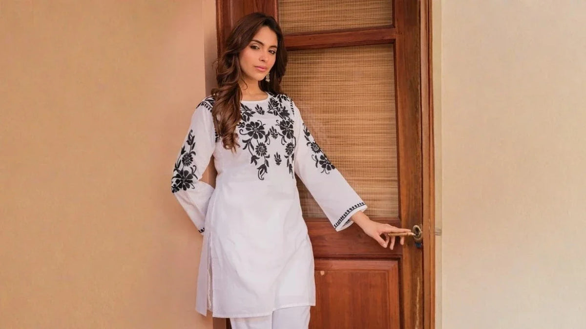Women's Cotton Suit Sets: Comfy & Weekend Style