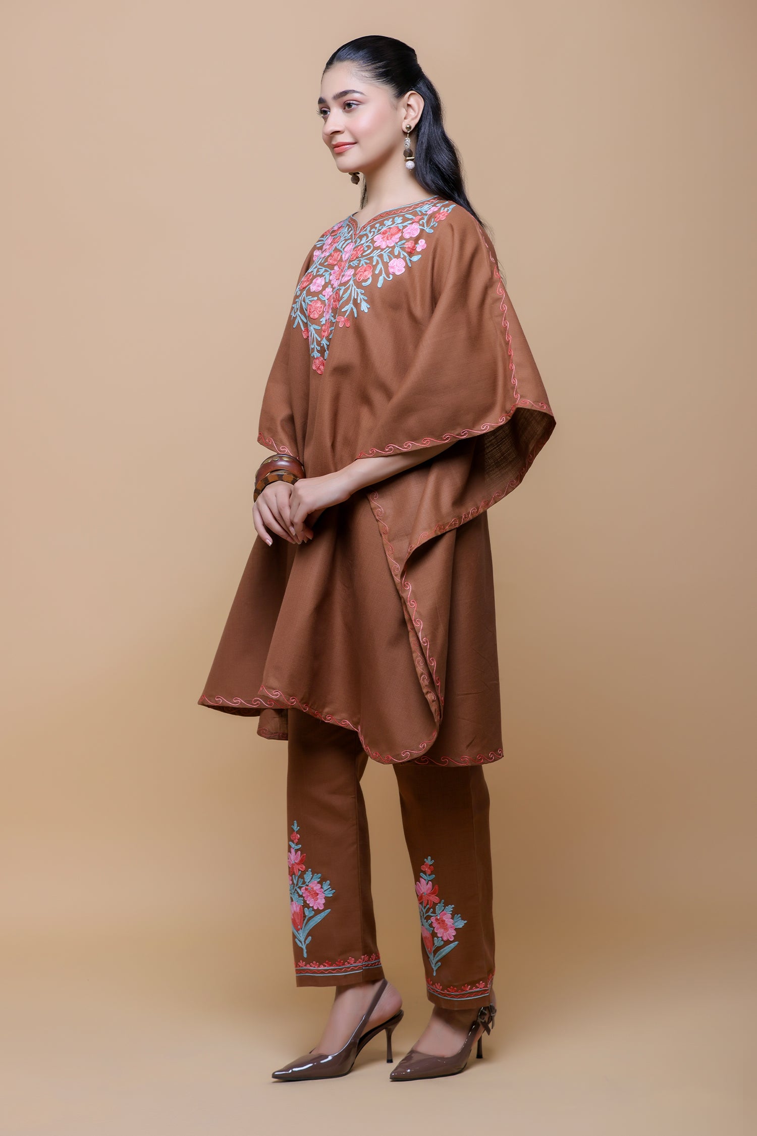 Cotton Kaftan Set in Kashmiri Aari - Brown