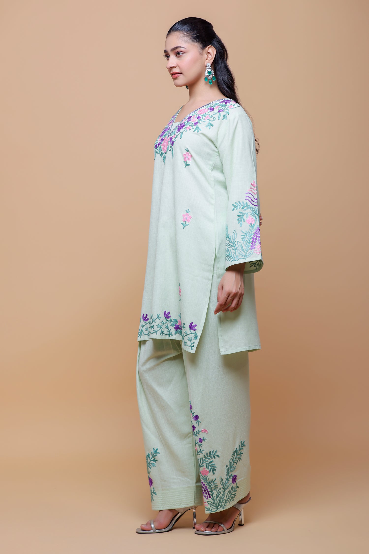 Cotton Kurta Set in Kashmiri Aari - Pastel Green