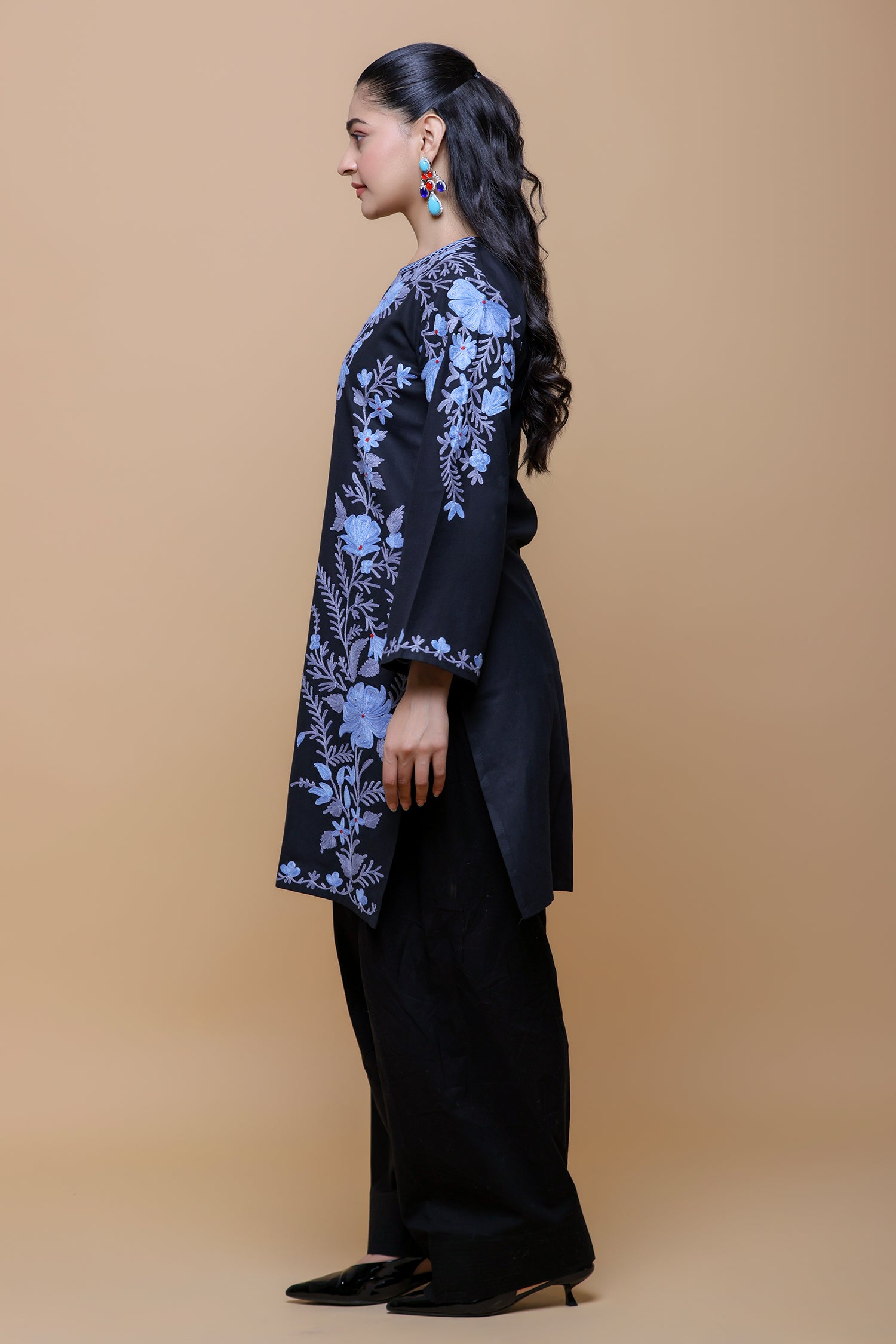Cotton Long Kurta in Kashmiri Aari - Black