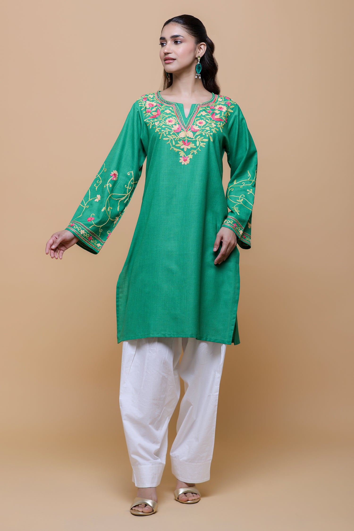 Cotton Kurta in Kashmiri Aari - Green