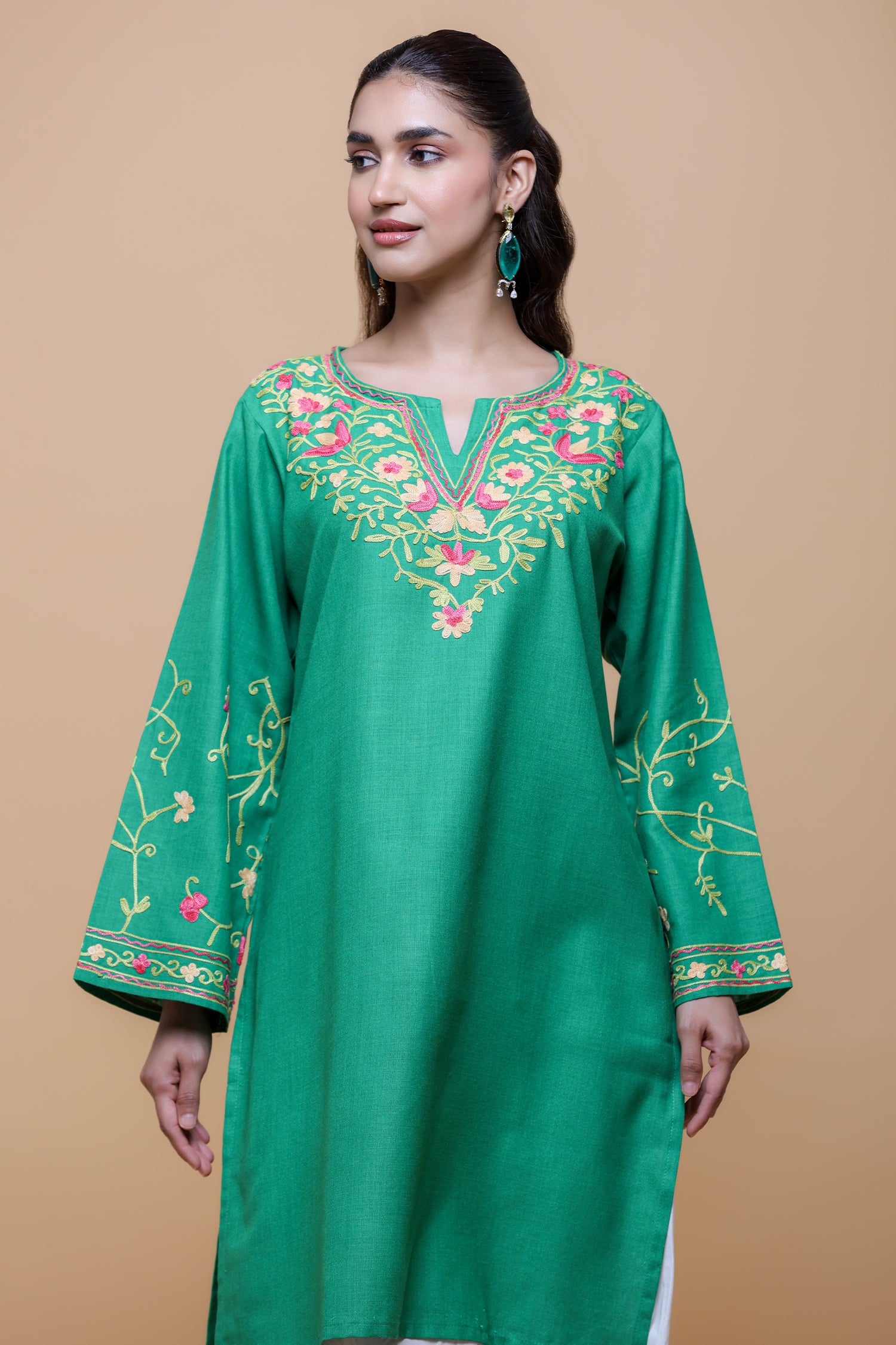 Cotton Kurta in Kashmiri Aari - Green