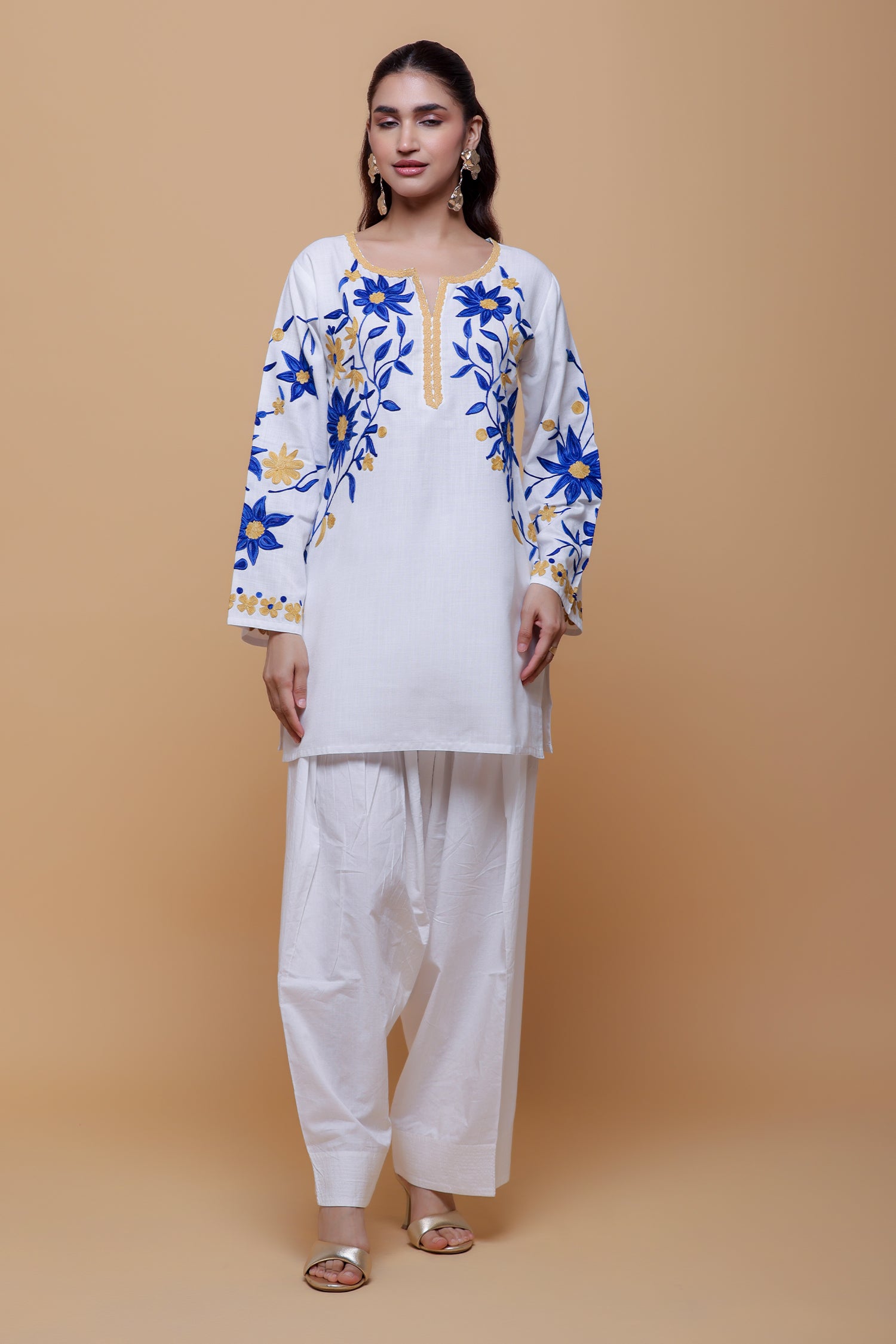 Cotton Kashmiri Aari Kurta - White