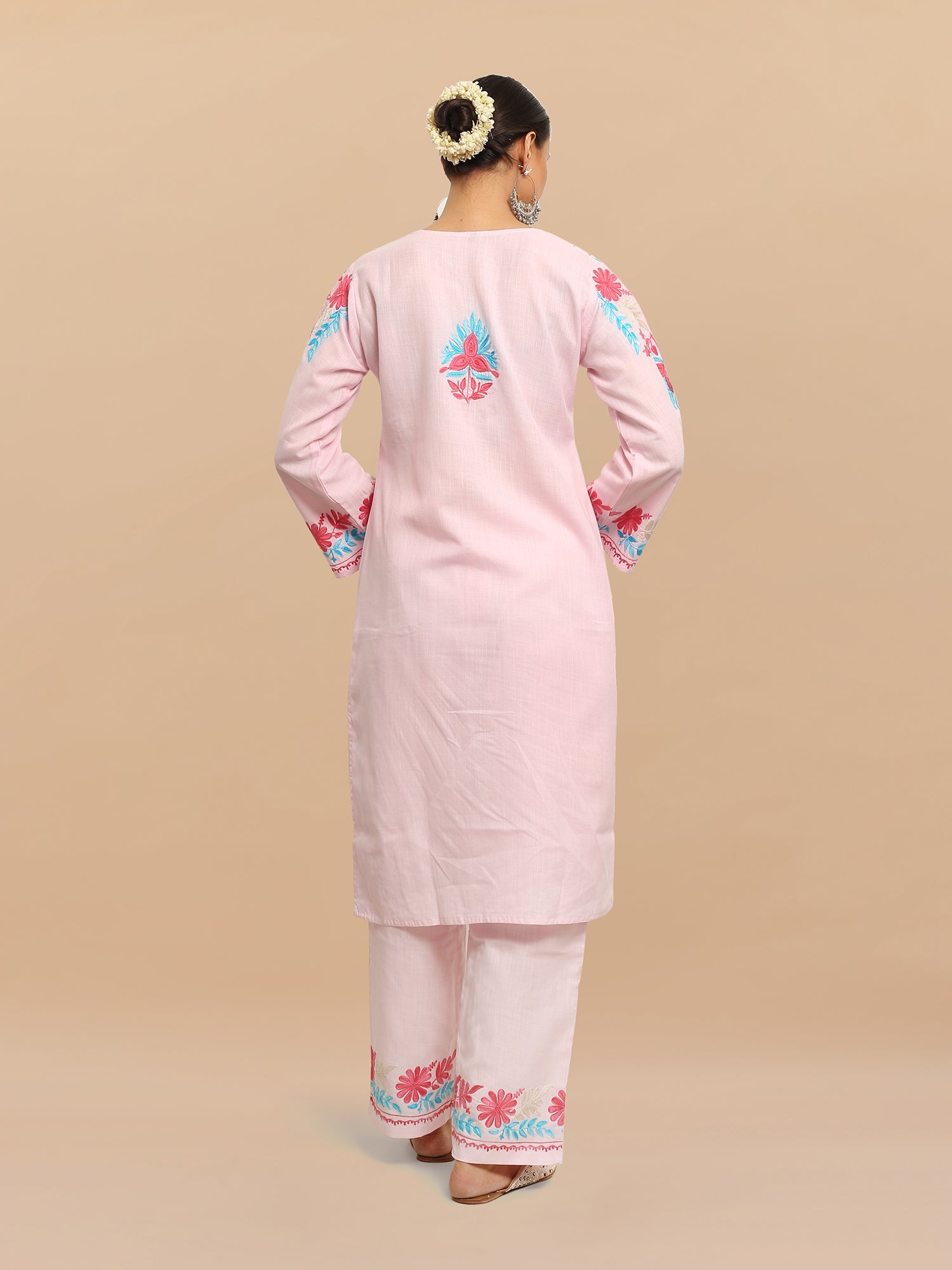 Asfi Javed in Falak Kashmiri Long Kurta Set - Baby Pink