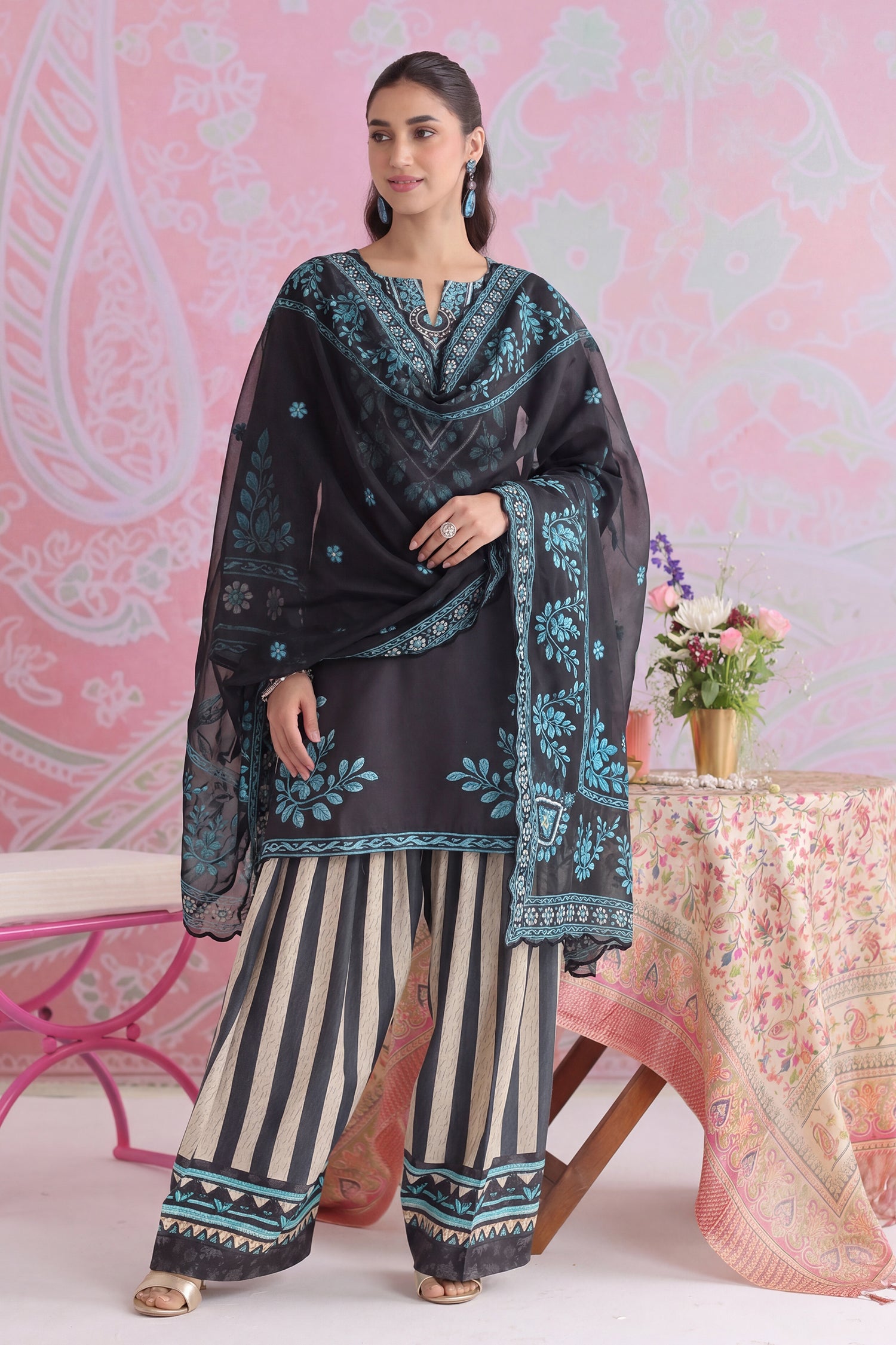 HK_LP51BlueDupatta/1777050947393-0b258kpv-(1).jpg
