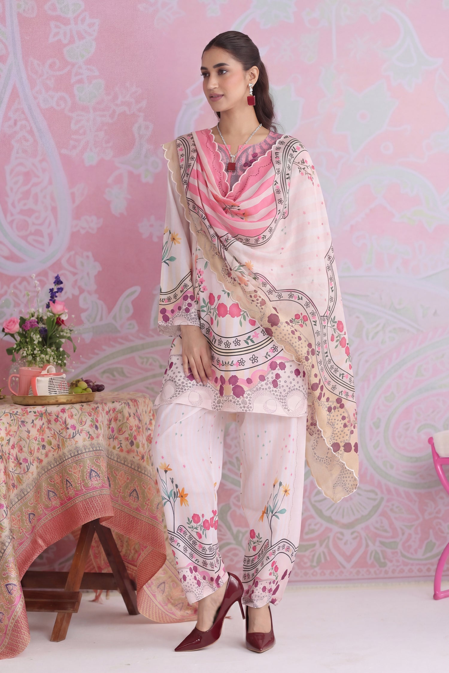 HK_LP39Dupatta/1777095708522-9p2diqmy.jpg