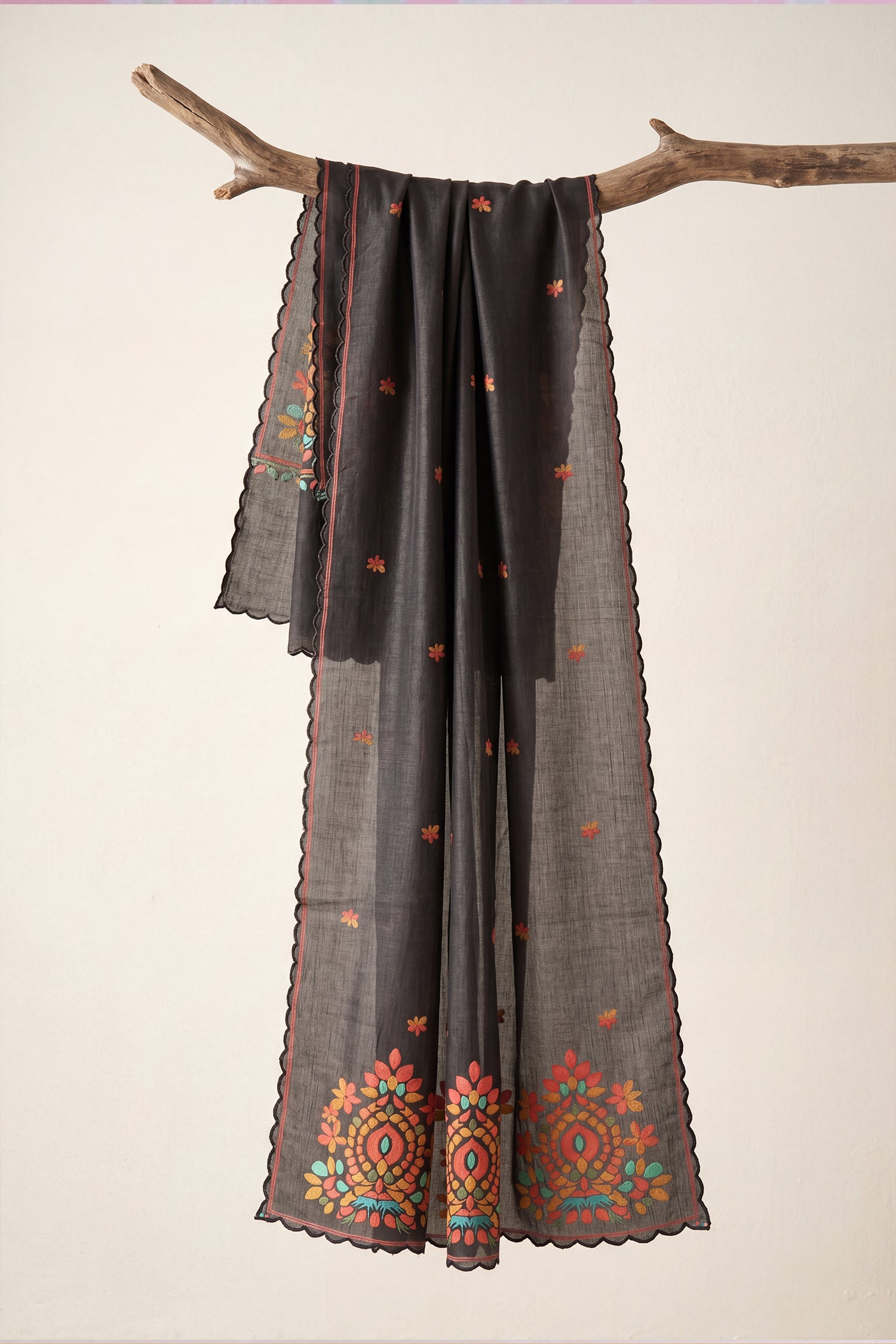HK_LP51MultiDupatta/1777163695432-dtf4pj56.jpg