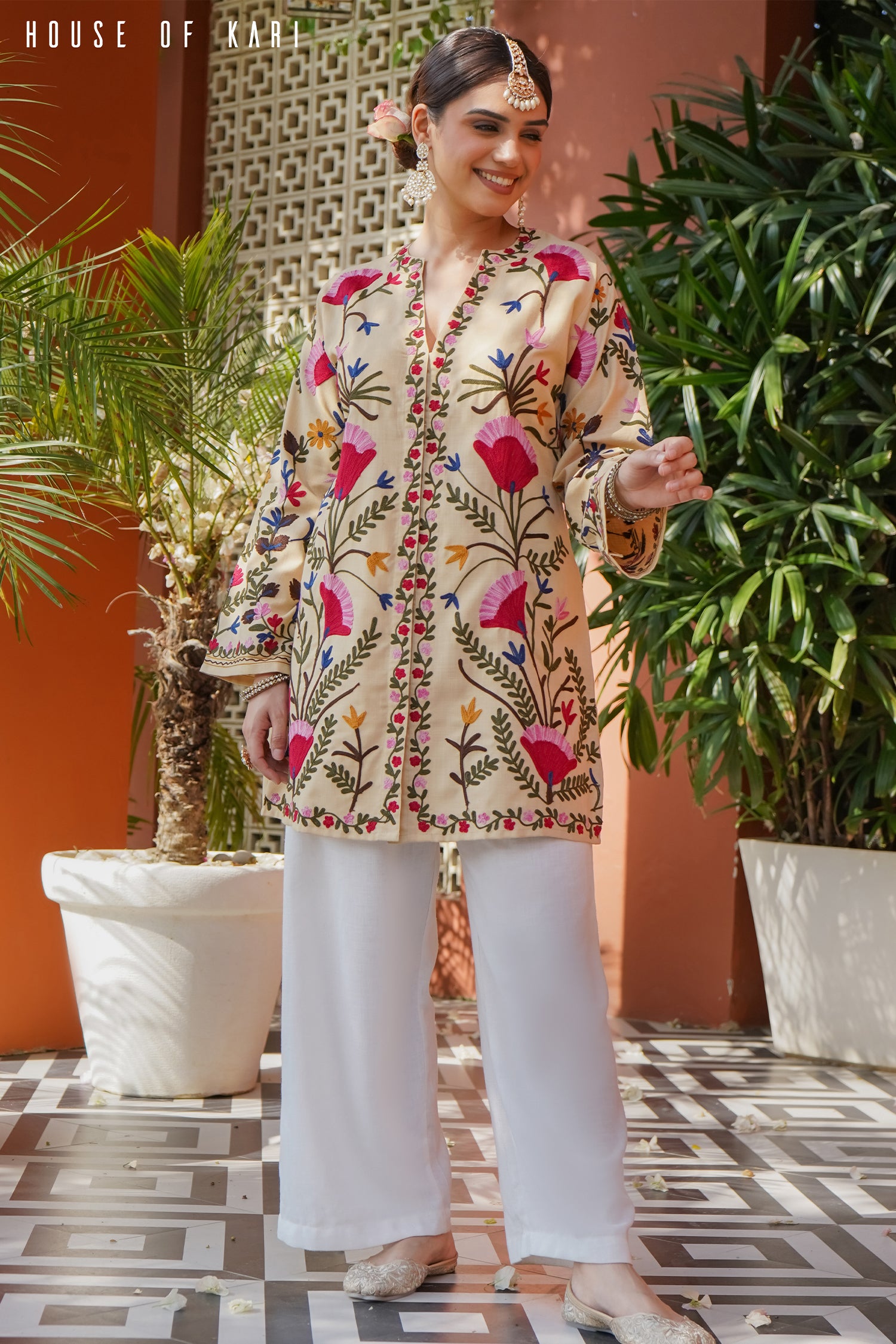 Kashmiri Aari Work Cotton Kurta Jacket – Beige