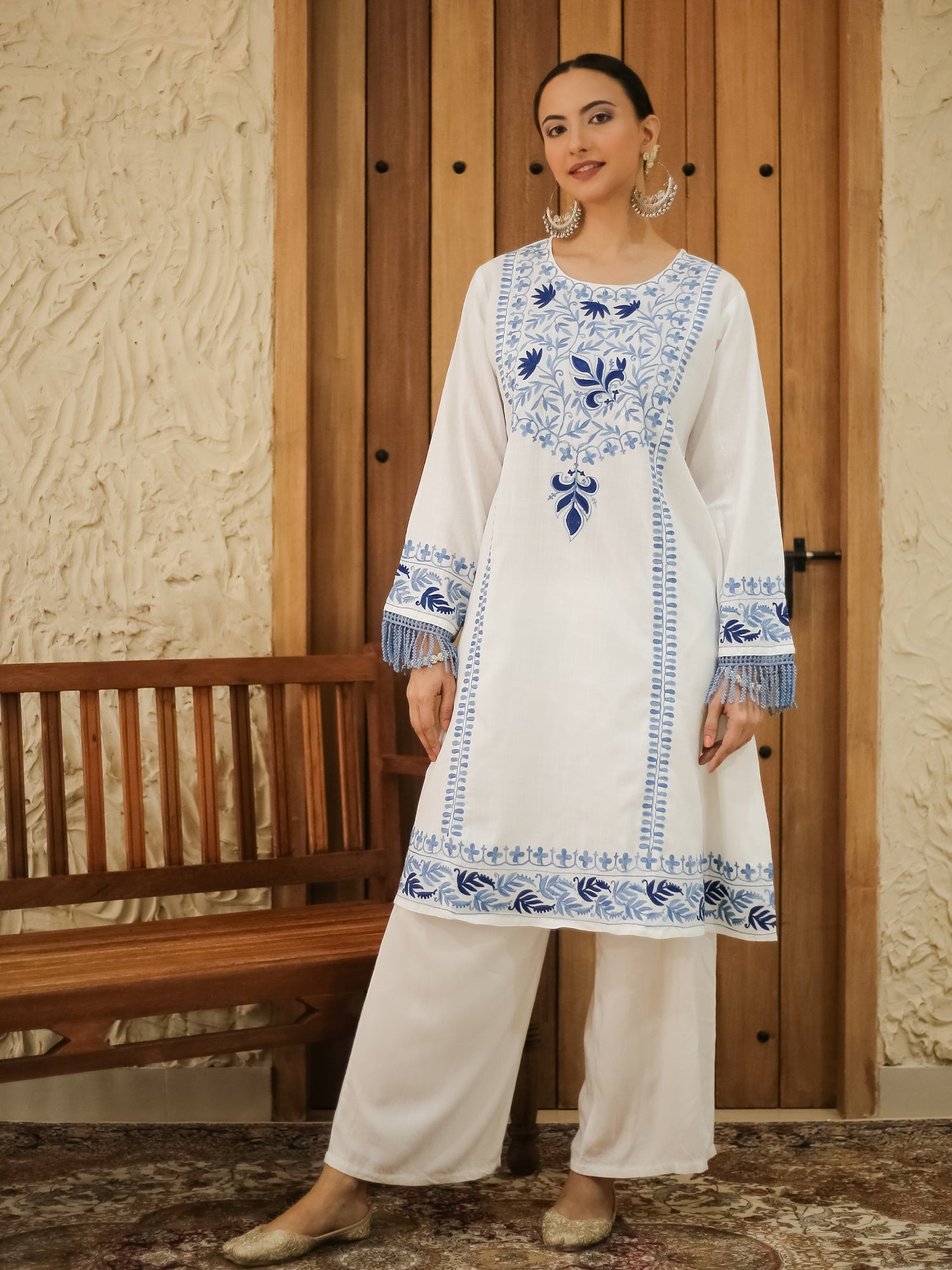 Falak Kashmiri Long Kurta - White