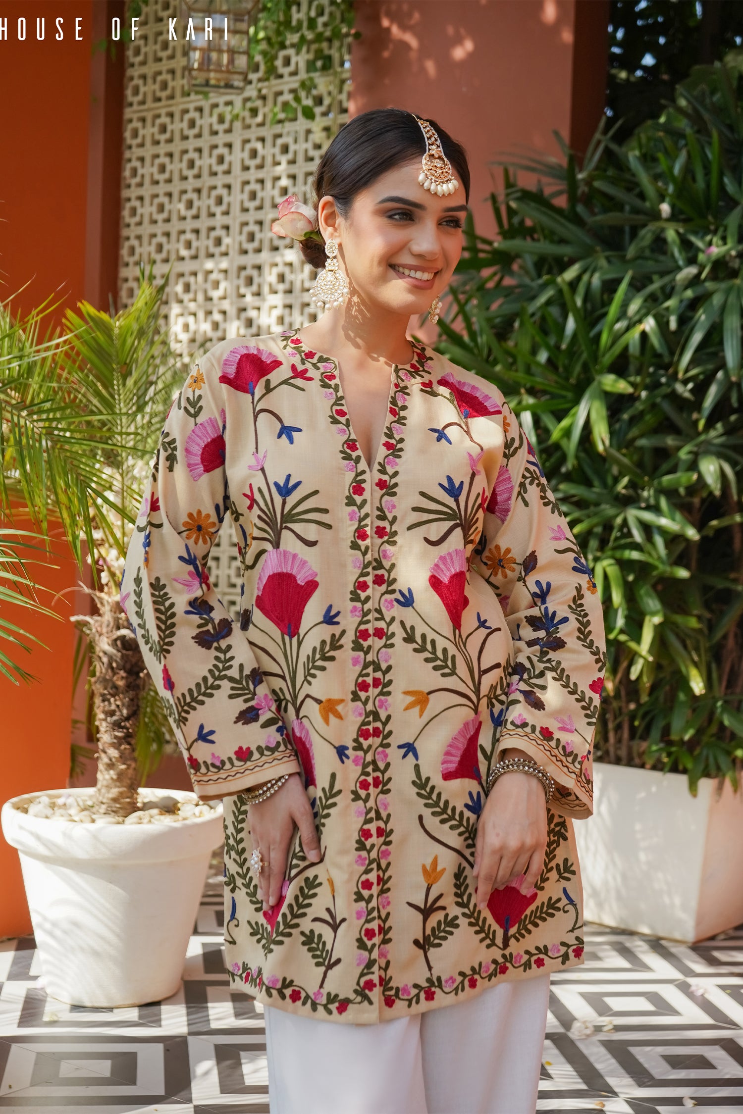 Kashmiri Aari Work Cotton Kurta Jacket – Beige