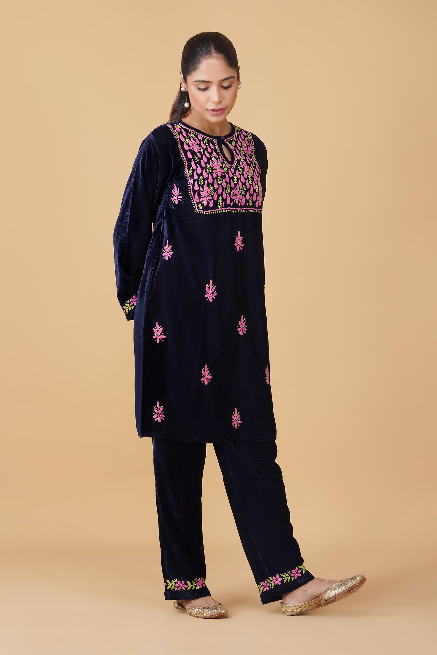 Velvet Chikankari Kurta Set ā Blue