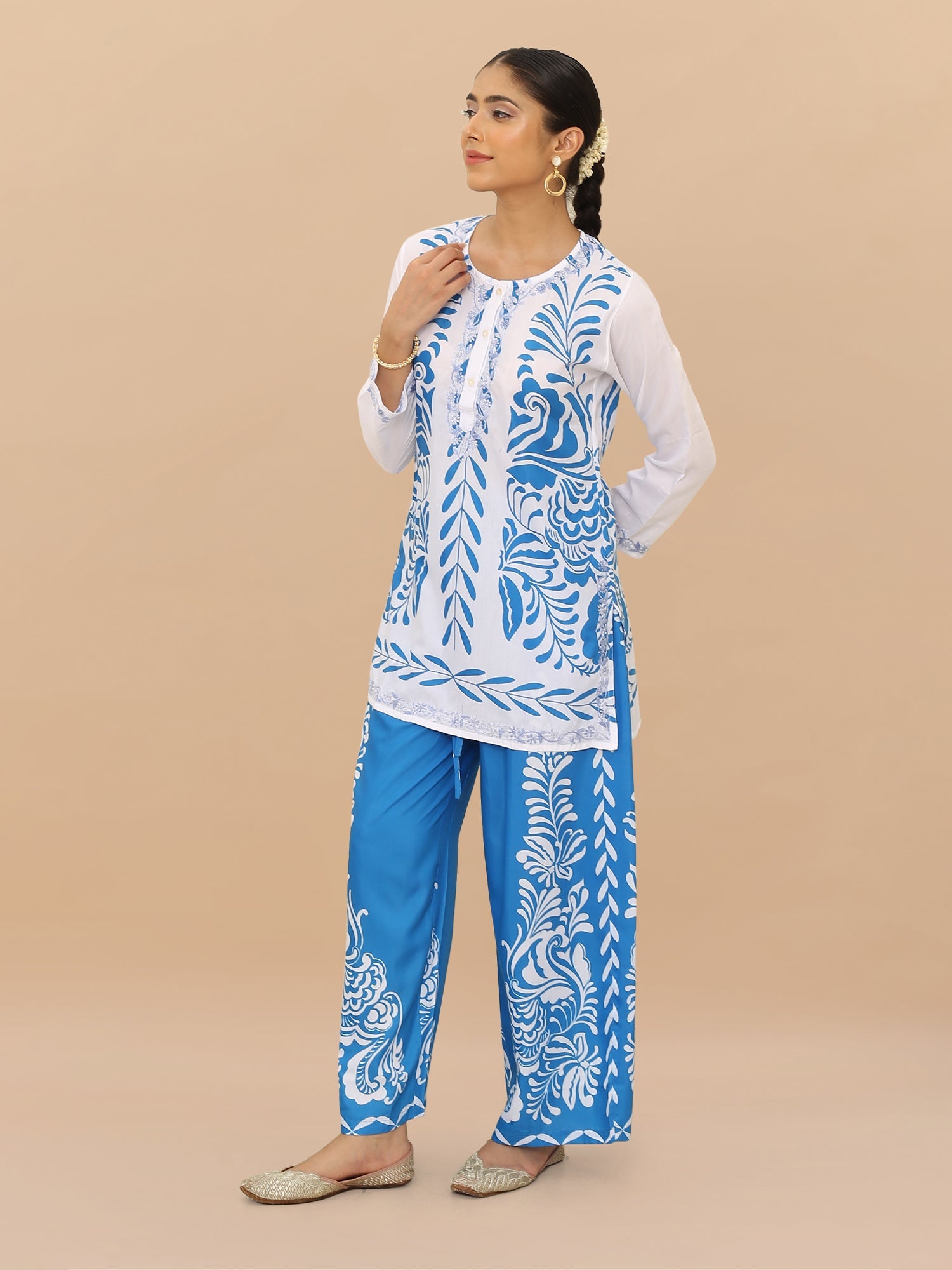 Saba Chikankari Cord Set in Poly Muslin Set - Blue