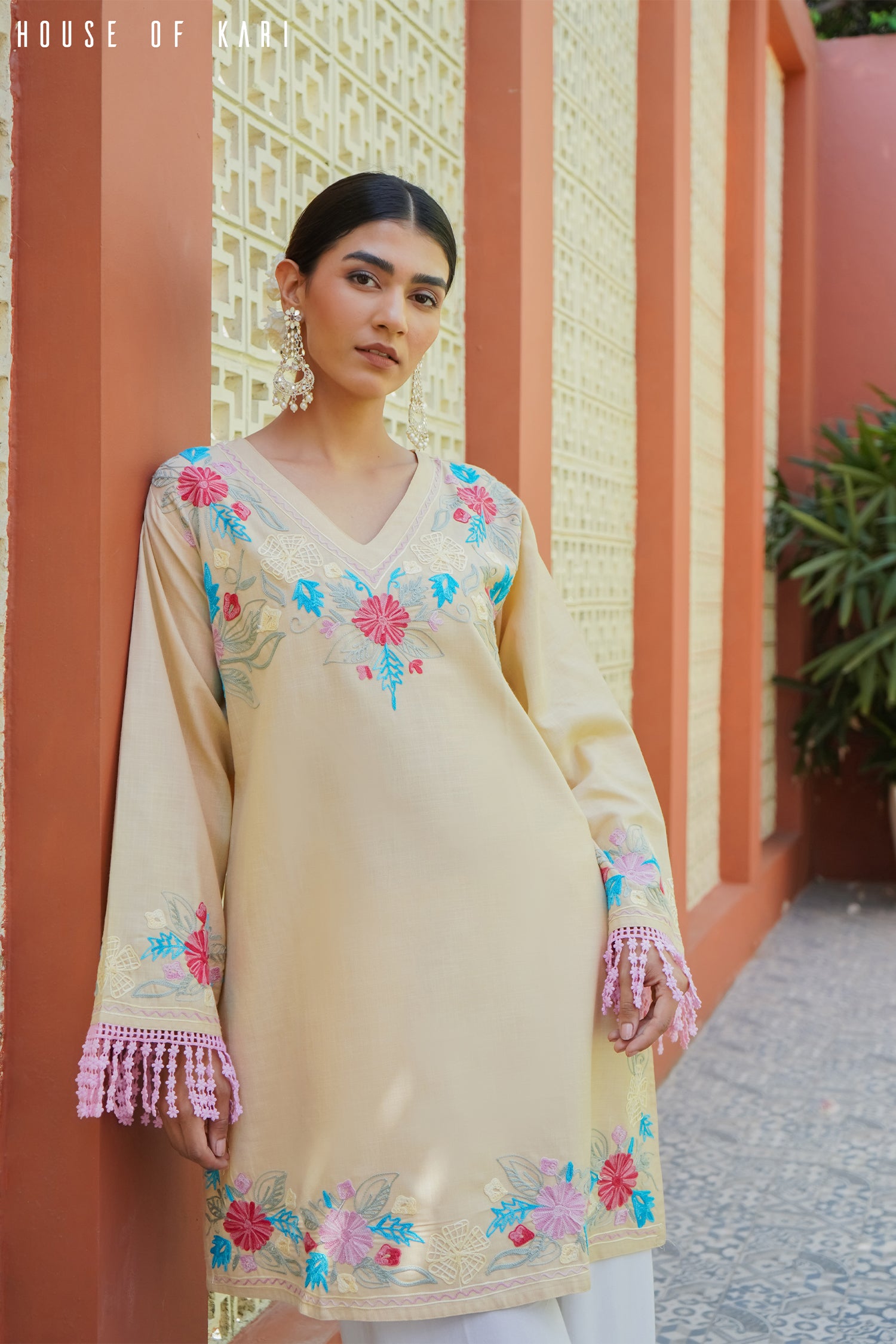 Kashmiri Aari Work Cotton Short Kurta – Beige