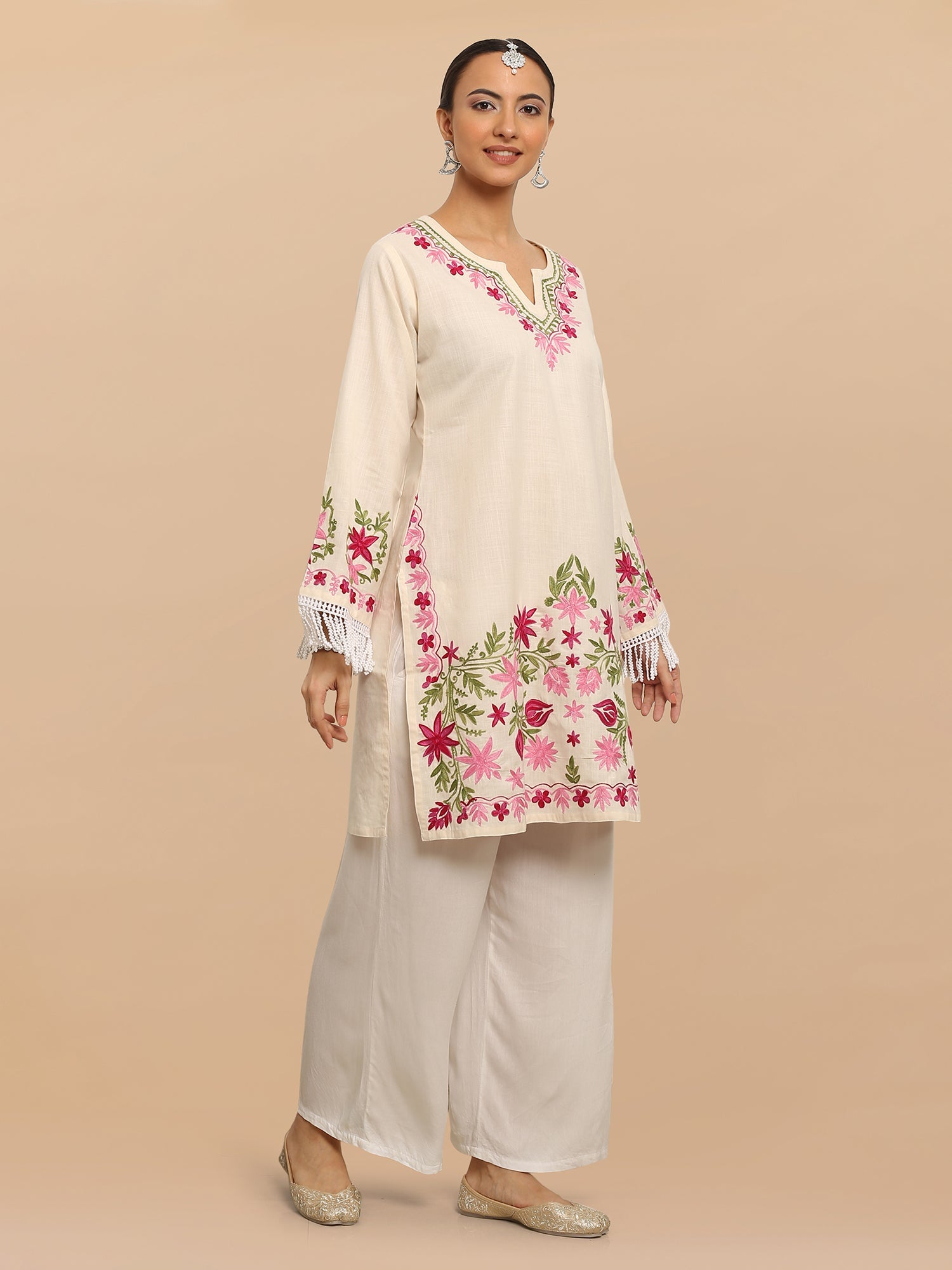 Komal x HOK Falak Kashmiri Long Kurta - White