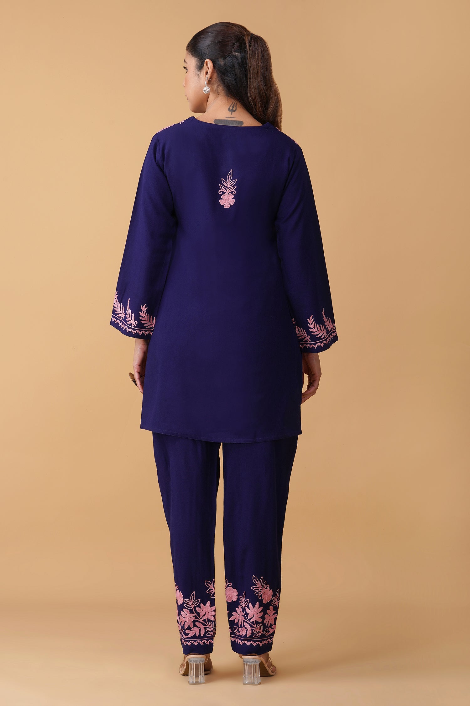 Woolen Kashmiri Aari Kurta Set – Navy Blue