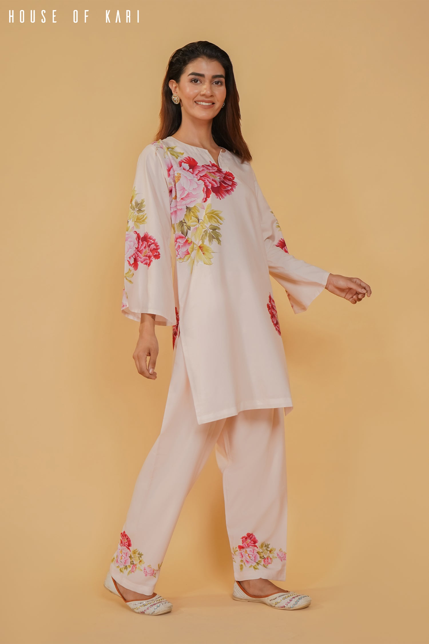 Komal x HOK Printkari Poly Muslin Co-ord set in Blush Pink