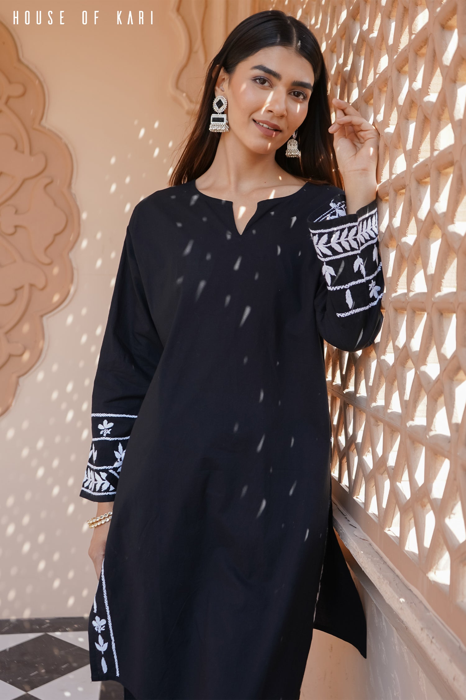 Chikankari Kurta Set In cotton - Black