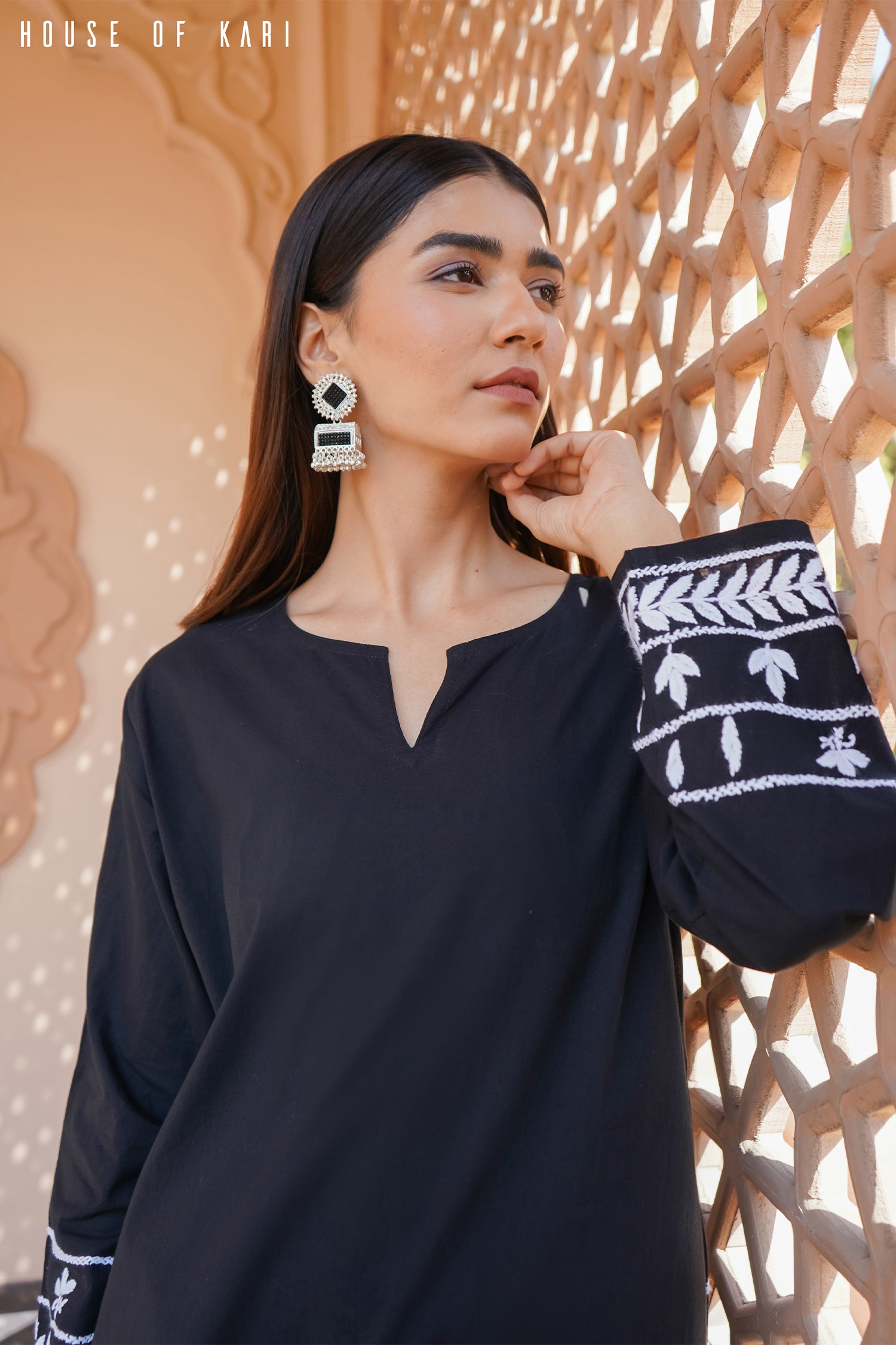 Chikankari Kurta Set In cotton - Black