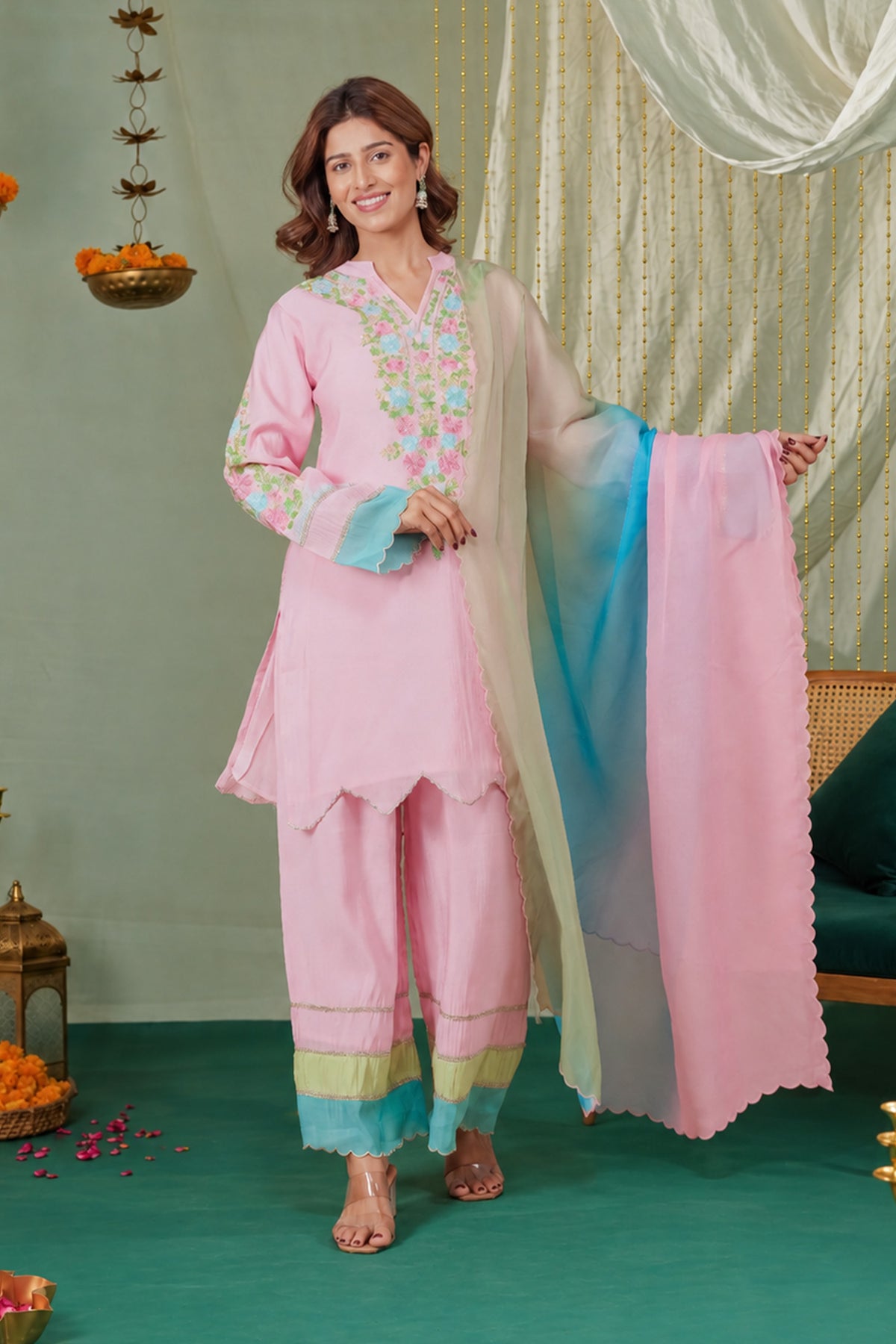 Printed Organza Dupatta in Light Pink