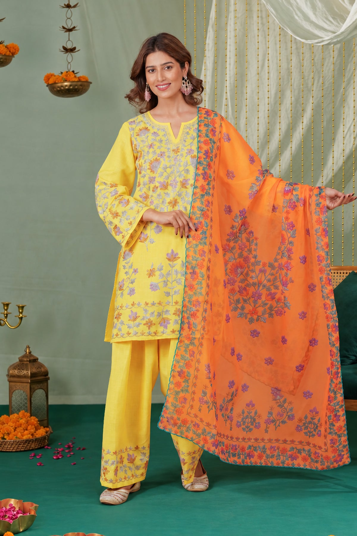 Kashmiri Aari Ruby Cotton Farsi Kurta Set in Bright Yellow