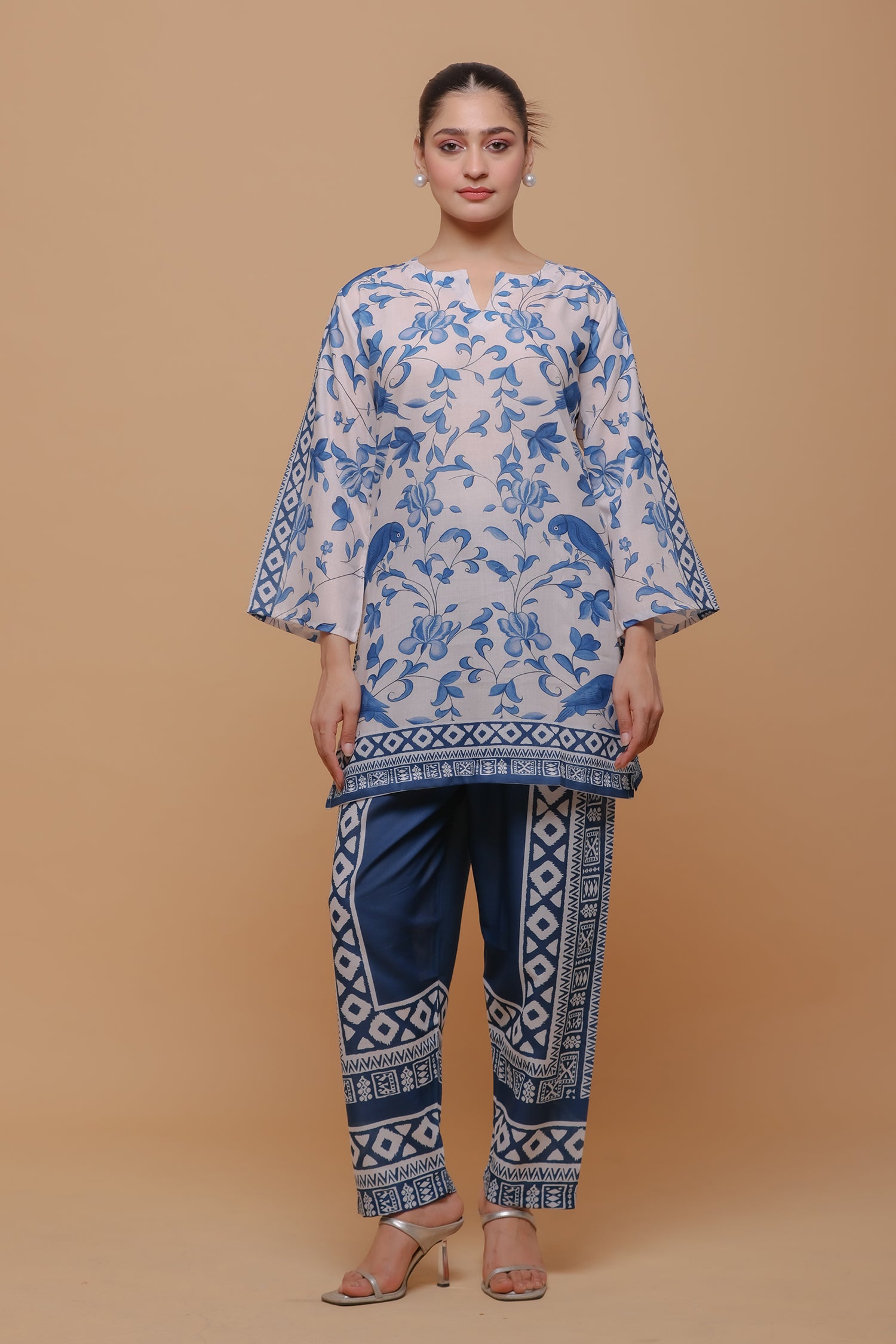 HK_LP55Dupatta/Copy-of-035A8555.jpg