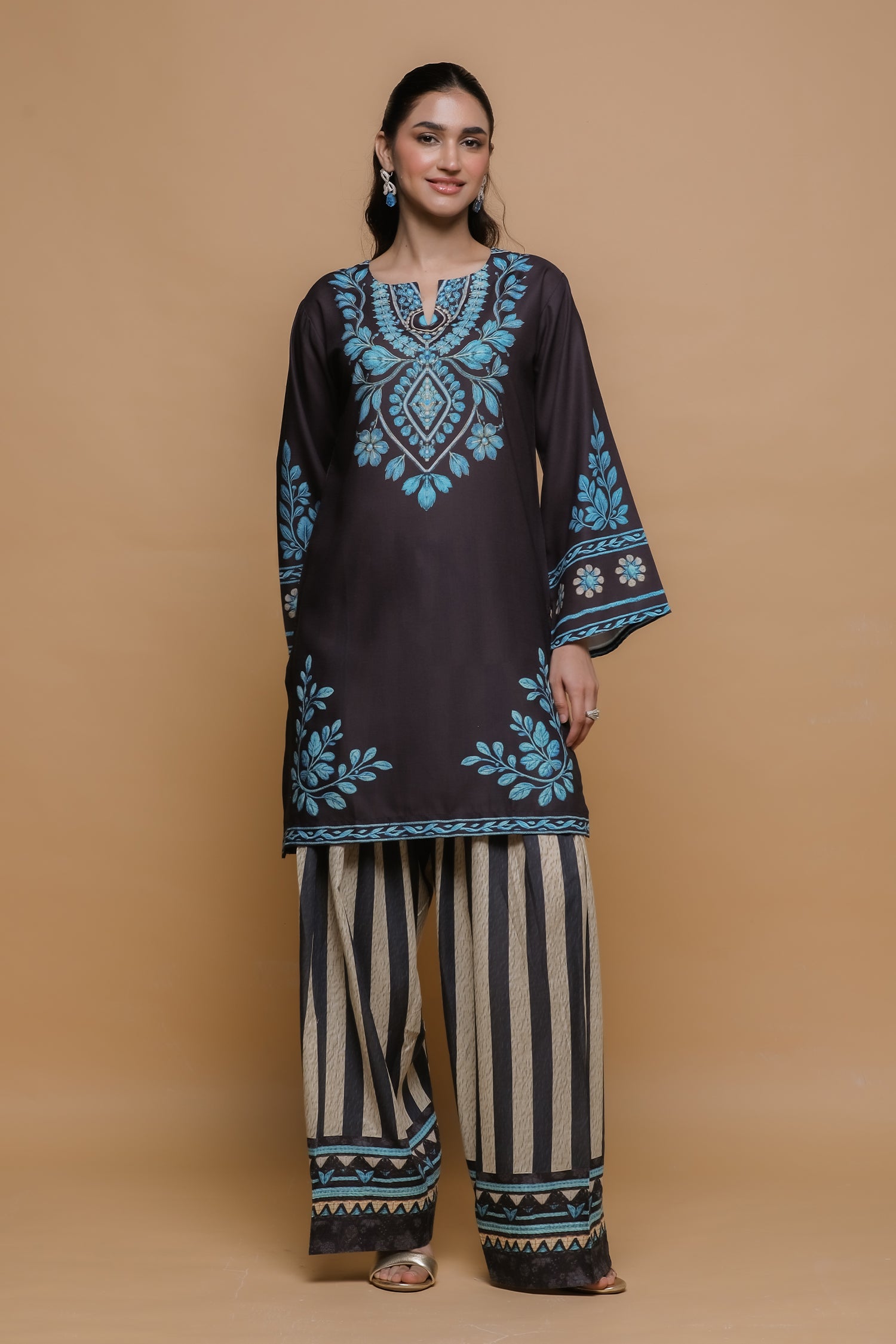 HK_LP51BlueDupatta/Copy-of-039A8636.jpg