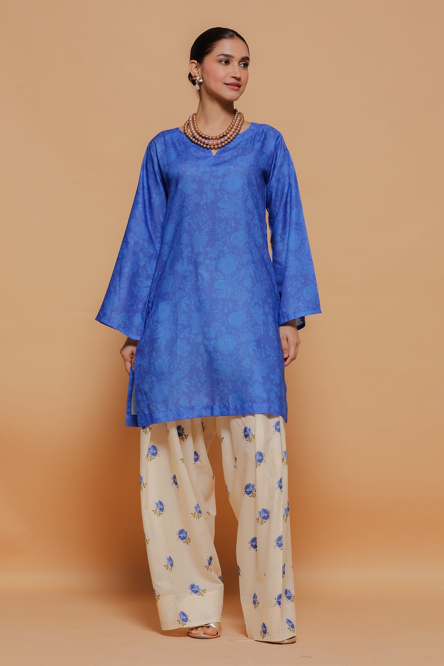 HK_LP47BlueDupatta/Copy-of-039A9109.jpg