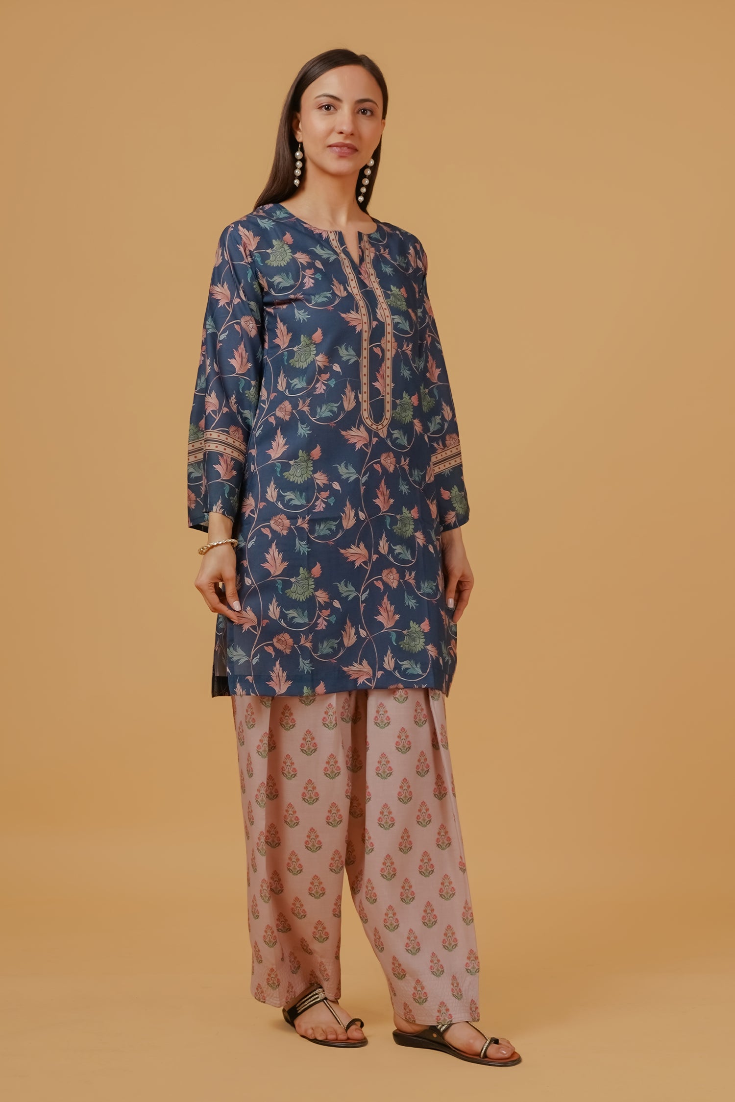 HK_LP35Dupatta/Copy-of-DSC09642.jpg
