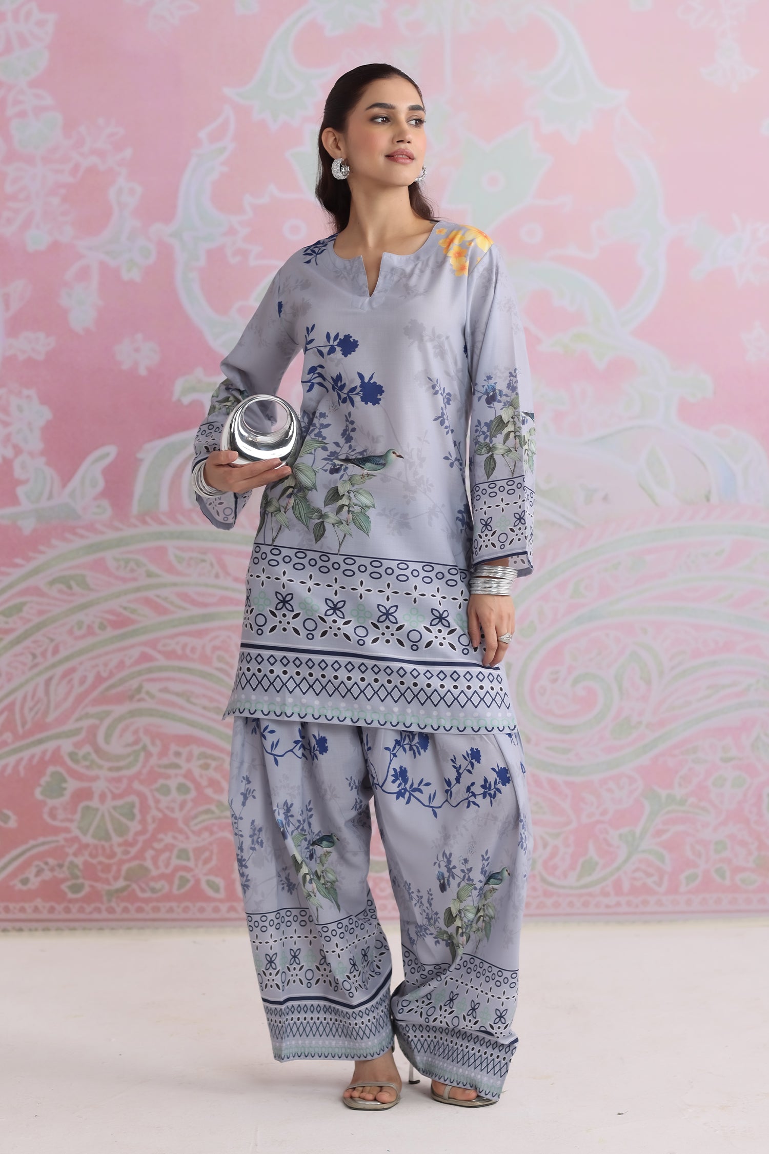 HK_LP37Dupatta/Copy-of-HOK1305.jpg