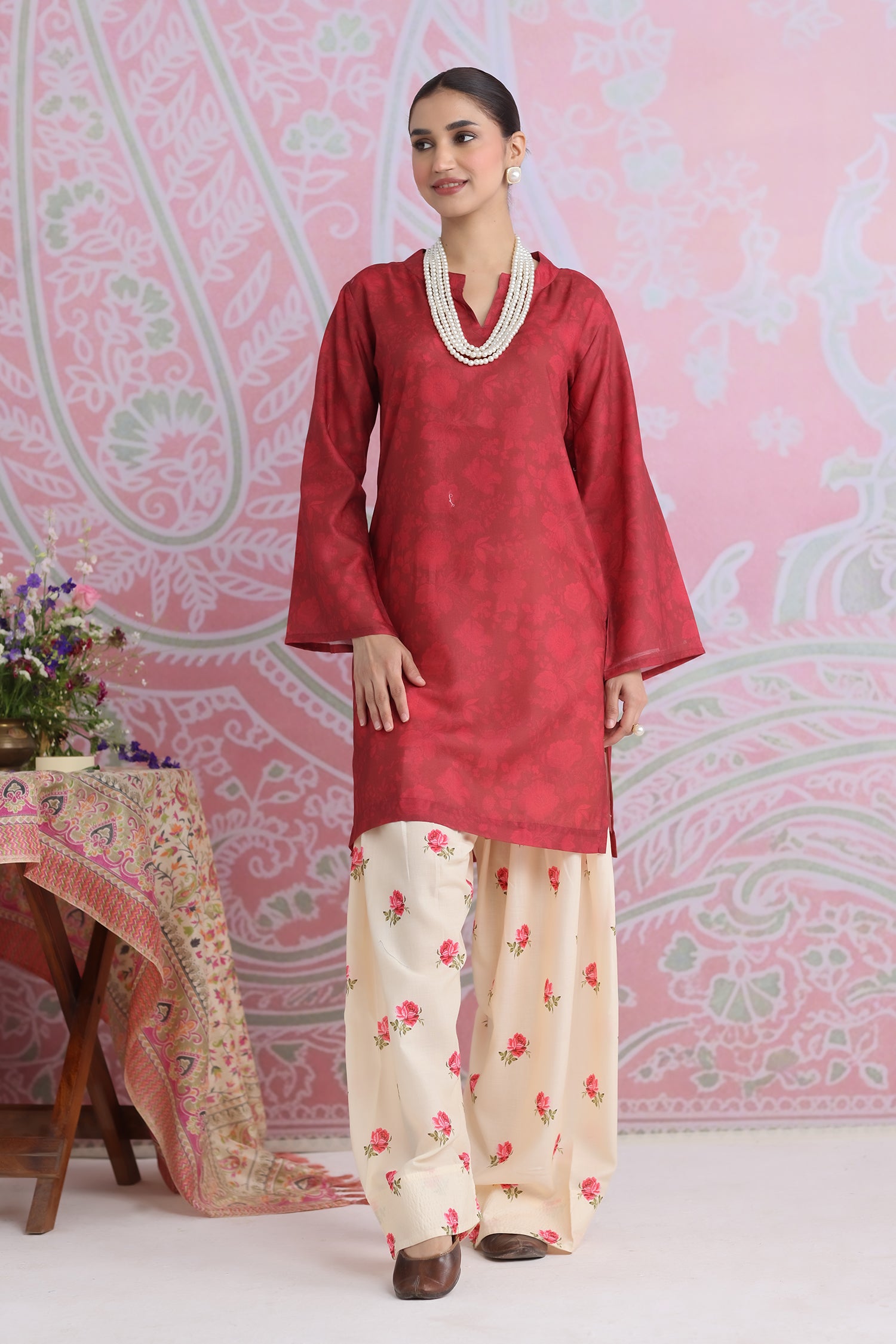 HK_LP47RedDupatta/Copy-of-HOK1780.jpg