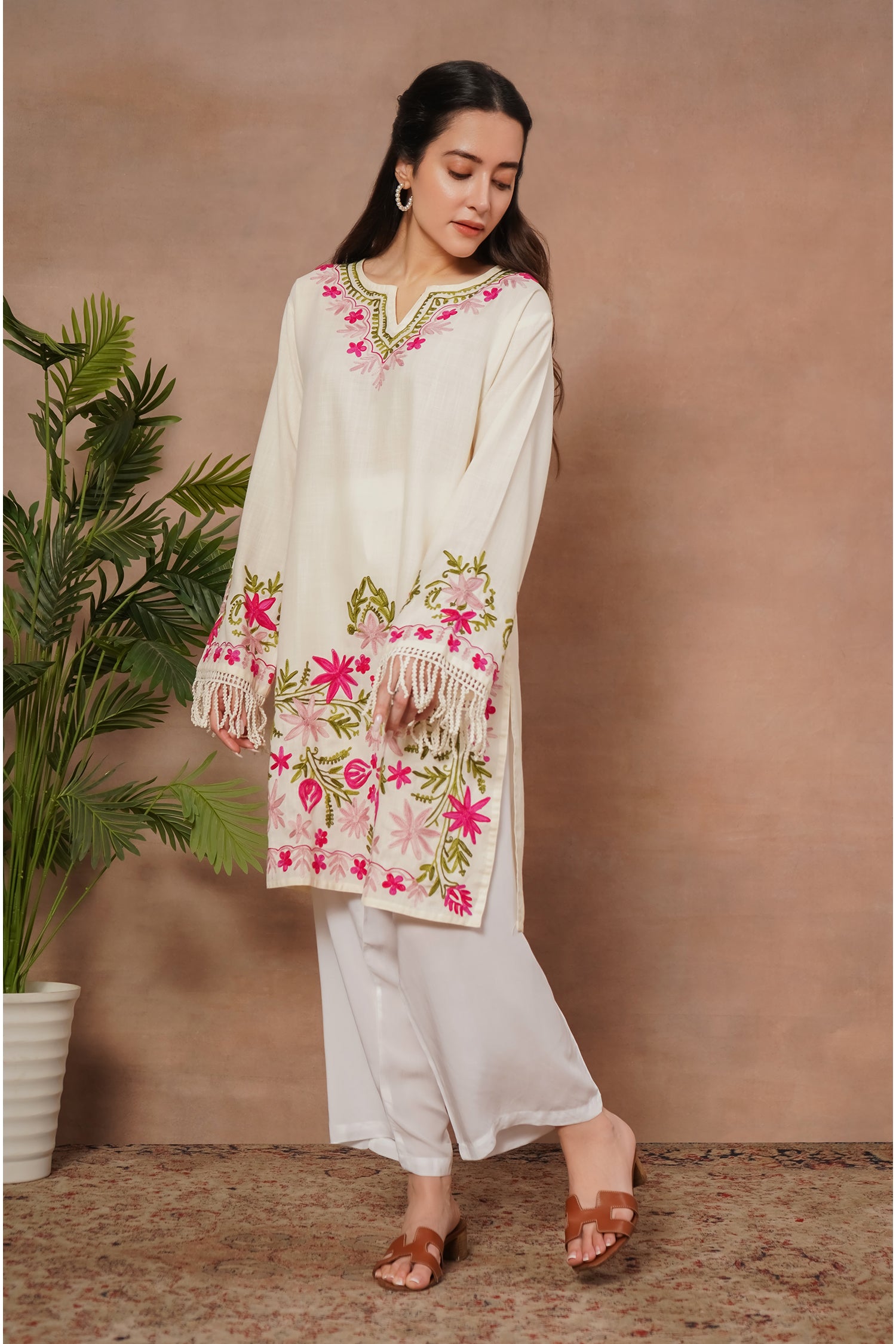 Komal x HOK Falak Kashmiri Long Kurta - White