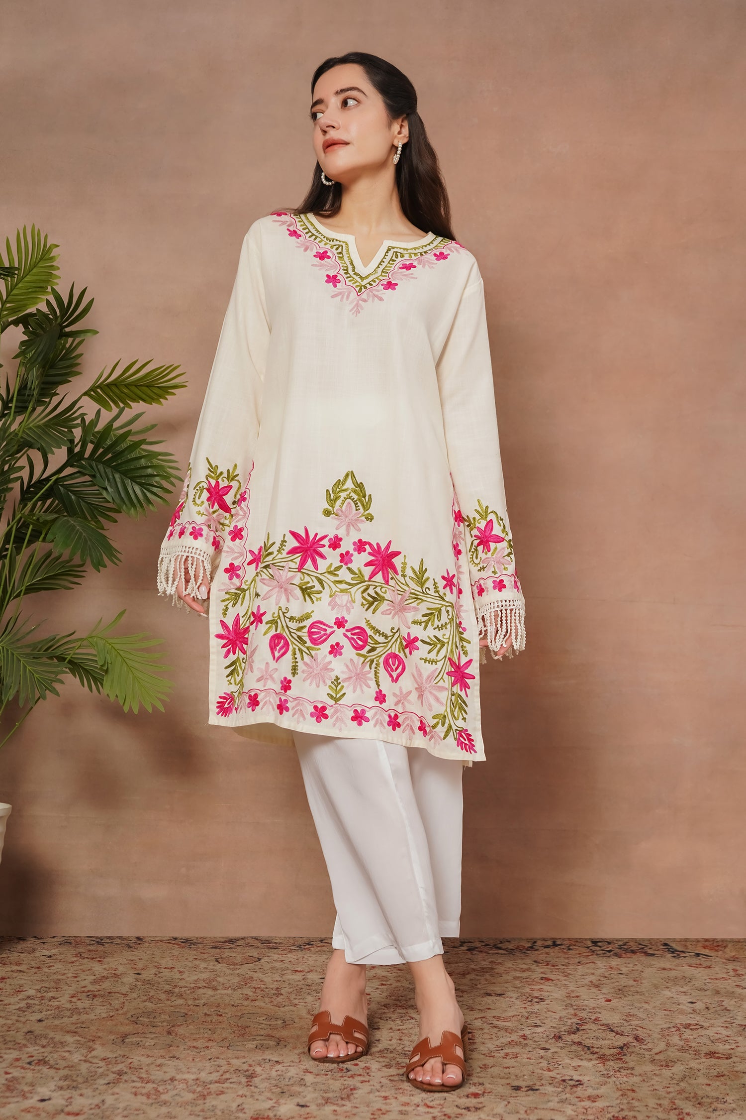 Komal x HOK Falak Kashmiri Long Kurta - White