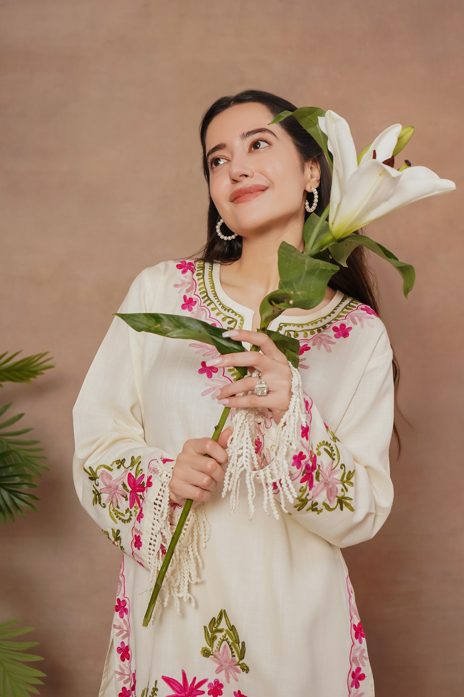 Komal x HOK Falak Kashmiri Long Kurta - White