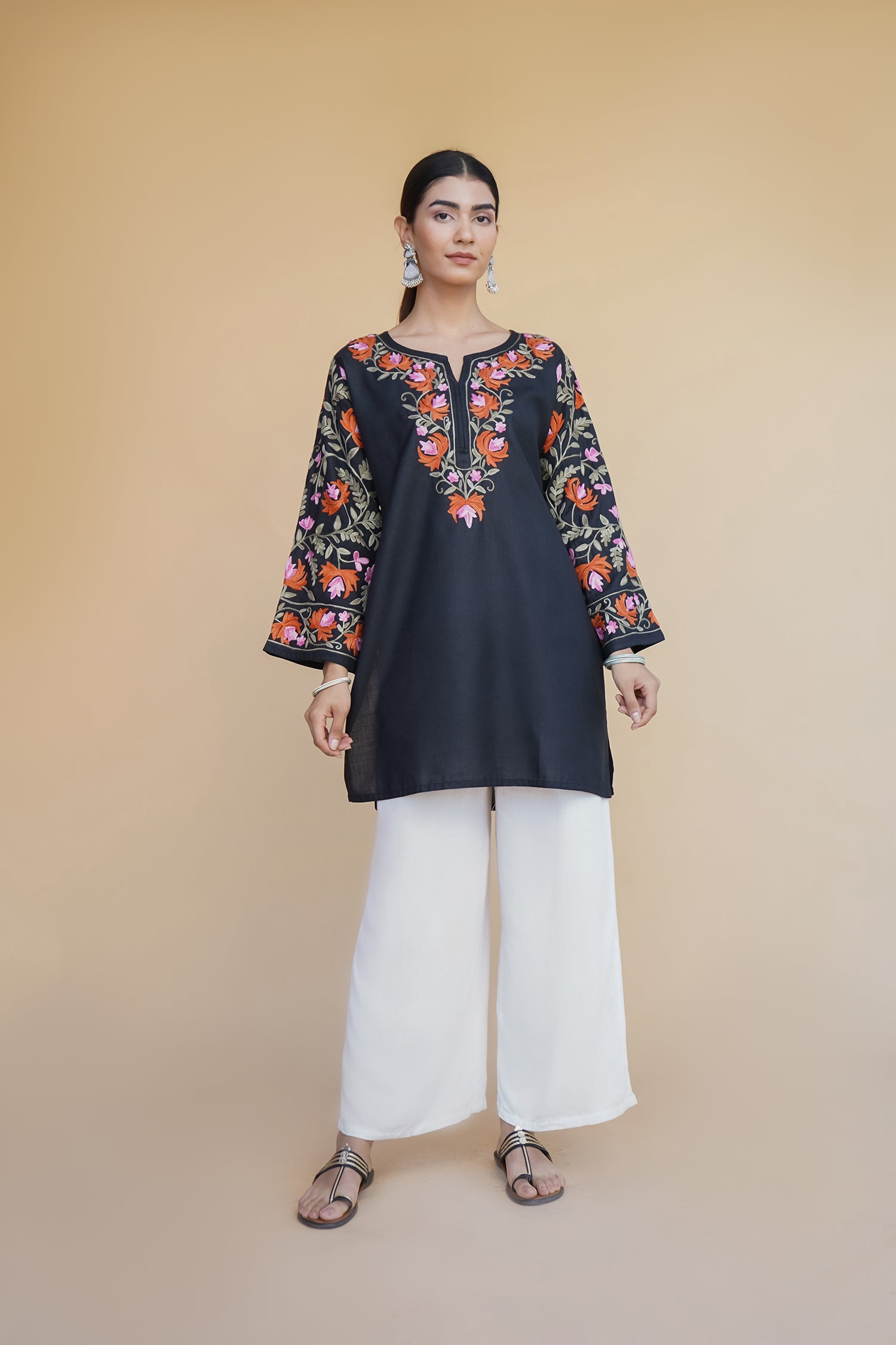 Nidhi in Kashmiri Aari Work Cotton Short Kurta – Black