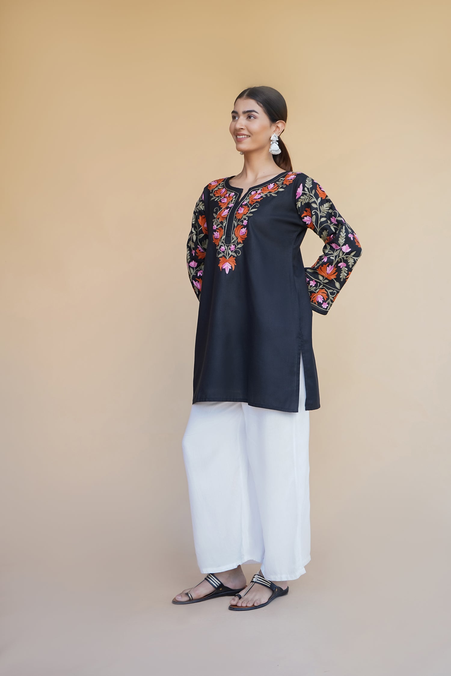 Nidhi in Kashmiri Aari Work Cotton Short Kurta – Black