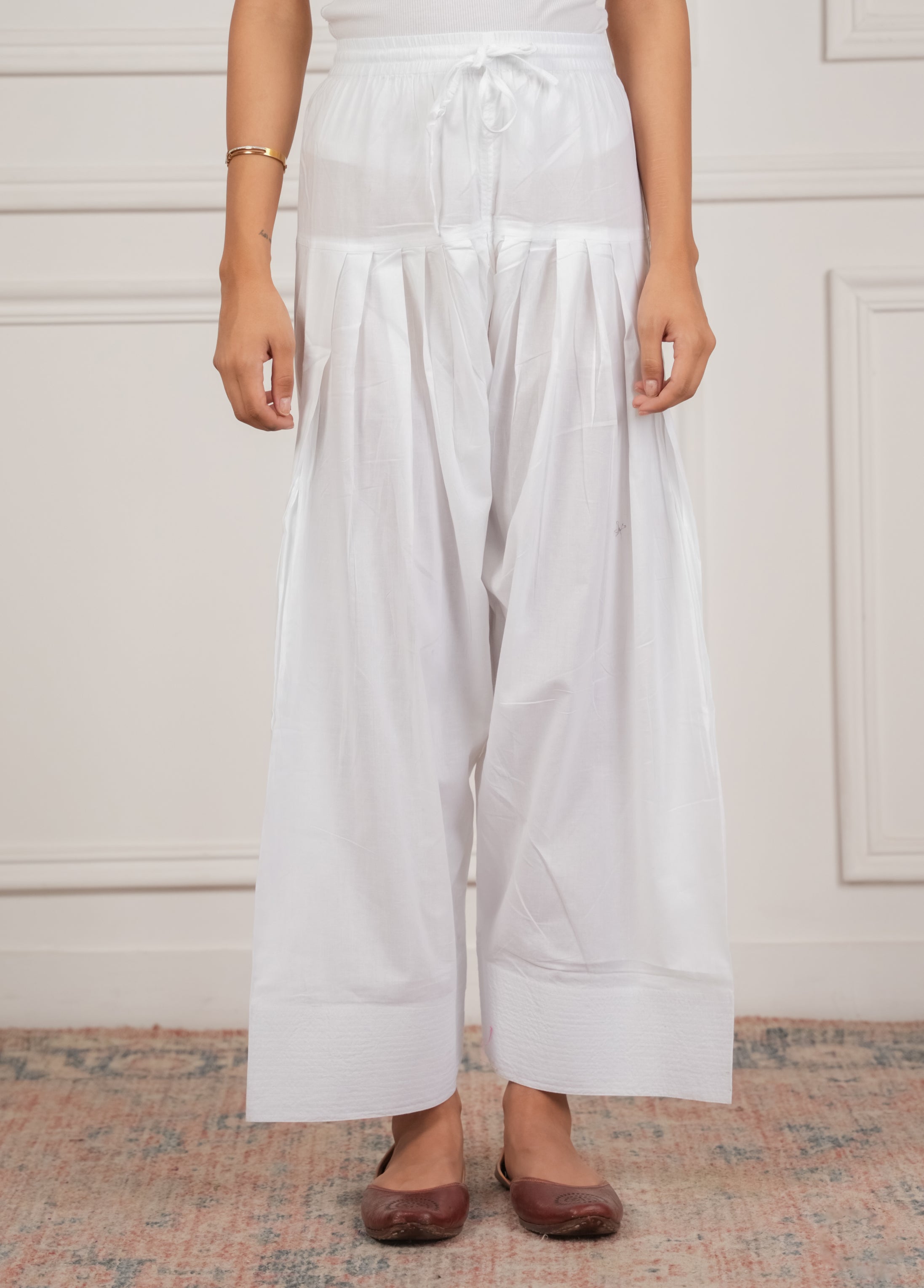 House Of Kari White Farsi Cotton Pants