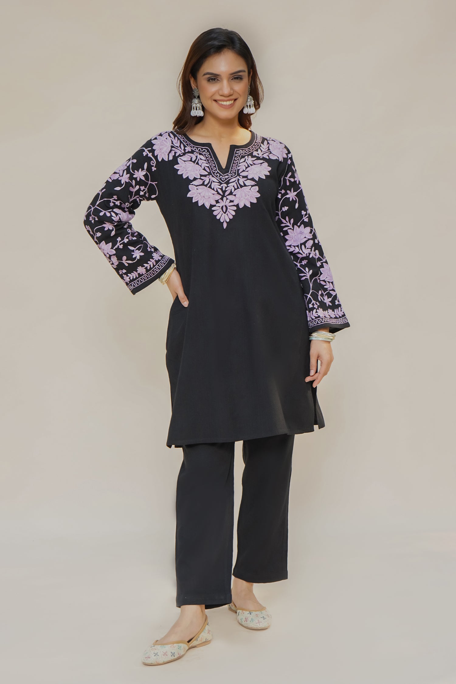 Anureet in Woollen Kashmiri Black Kurta Set