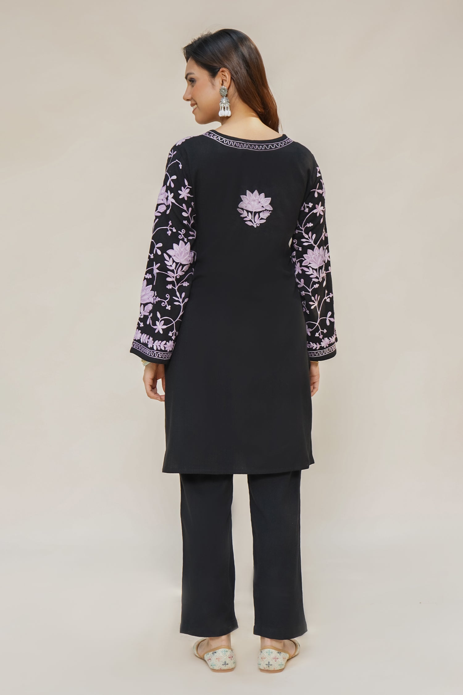 Anureet in Woollen Kashmiri Black Kurta Set