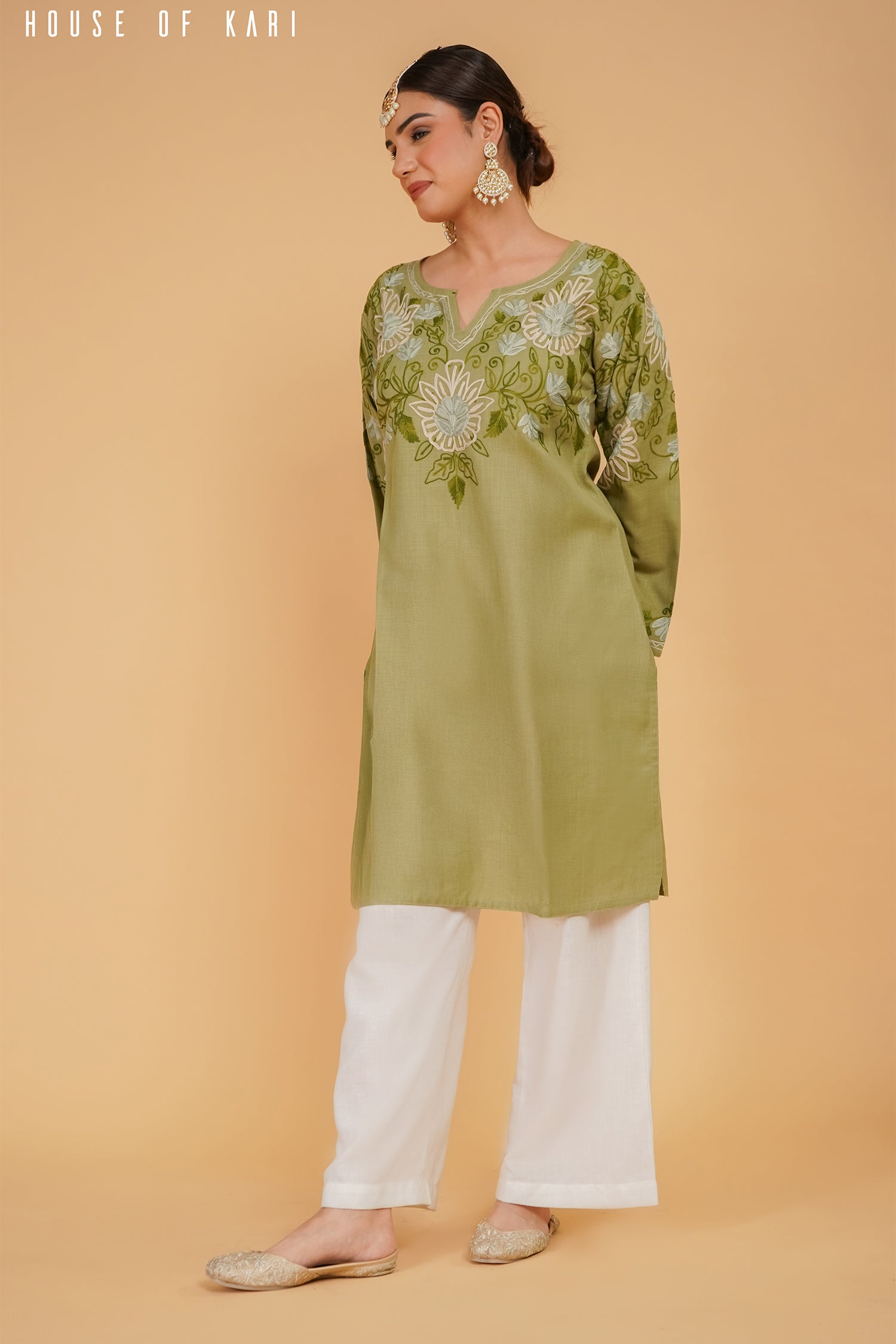 Mauli in Kashmiri Aari Work Cotton Medium Kurta – Bottle Green