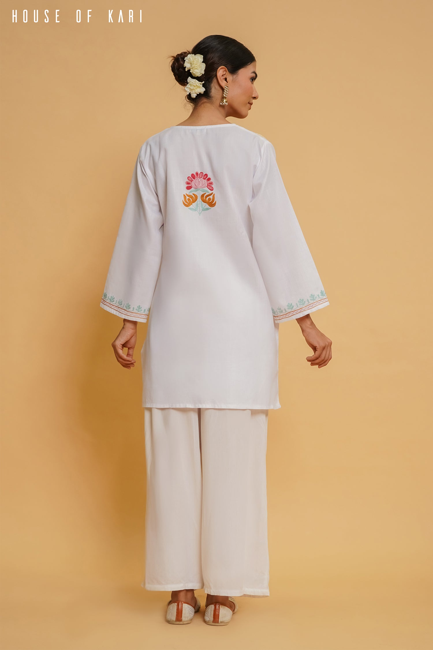 Kashmiri Aari Work Cotton Short Kurta – White