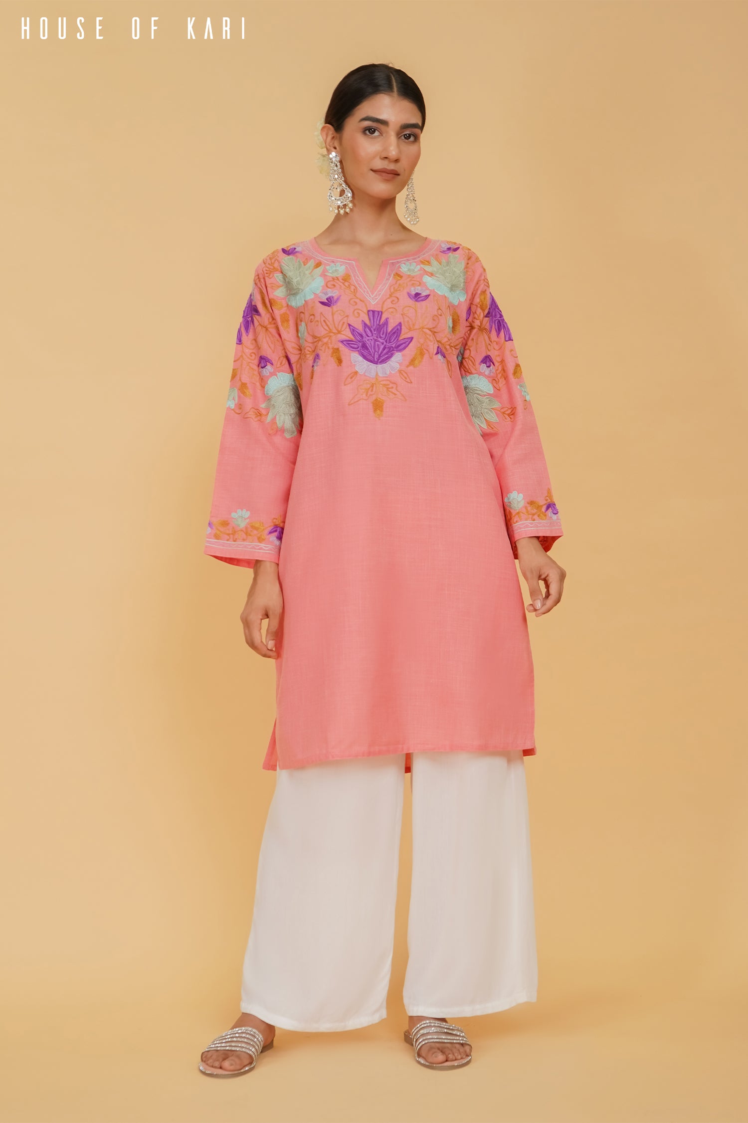 Kashmiri Aari Work Cotton Medium Kurta – Peach