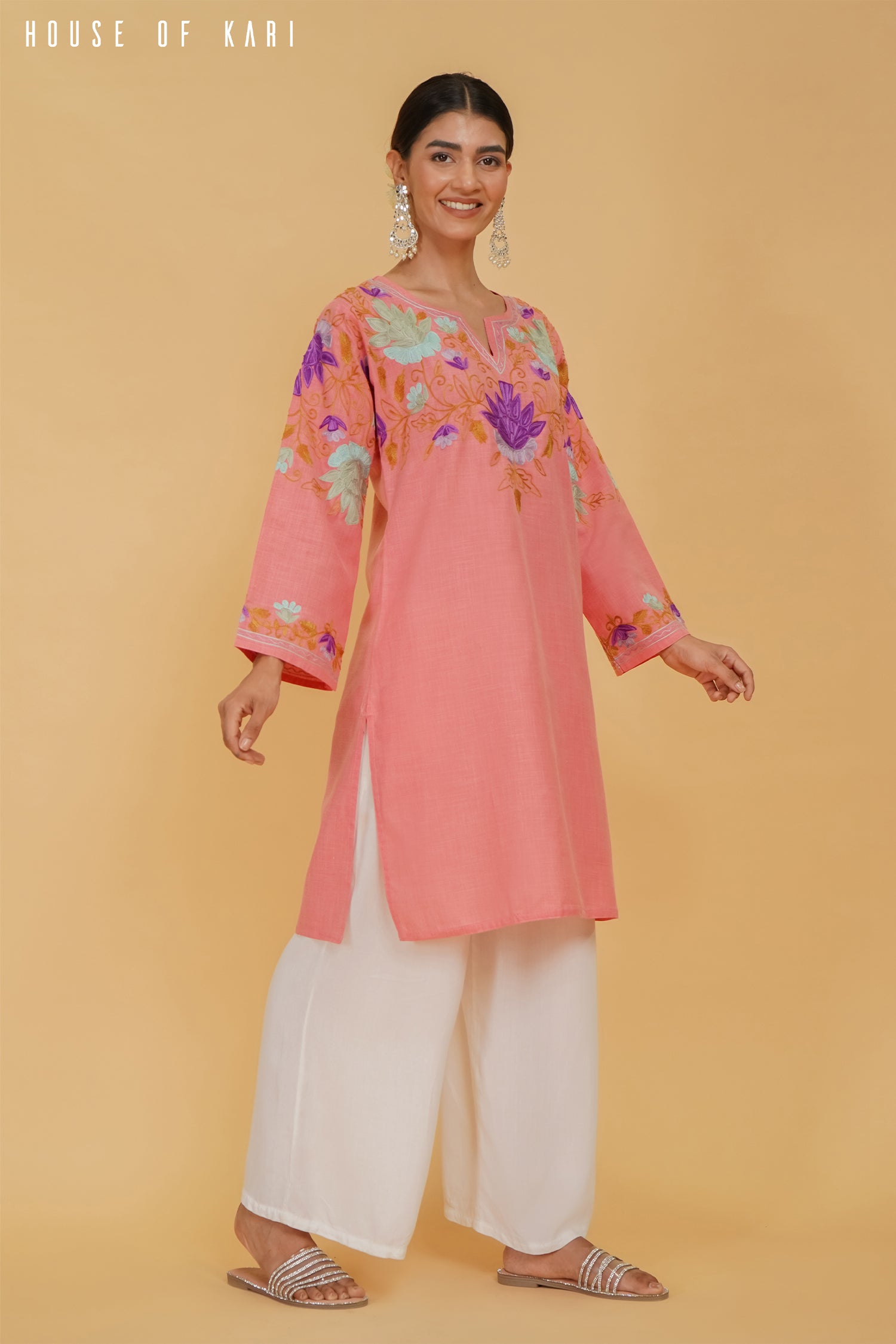 Kashmiri Aari Work Cotton Medium Kurta – Peach