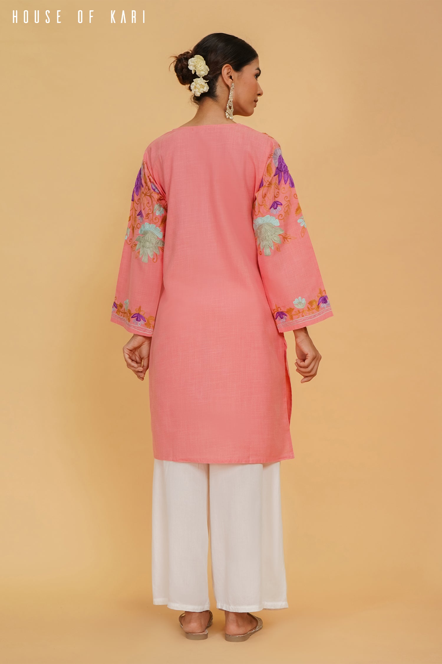 Kashmiri Aari Work Cotton Medium Kurta – Peach