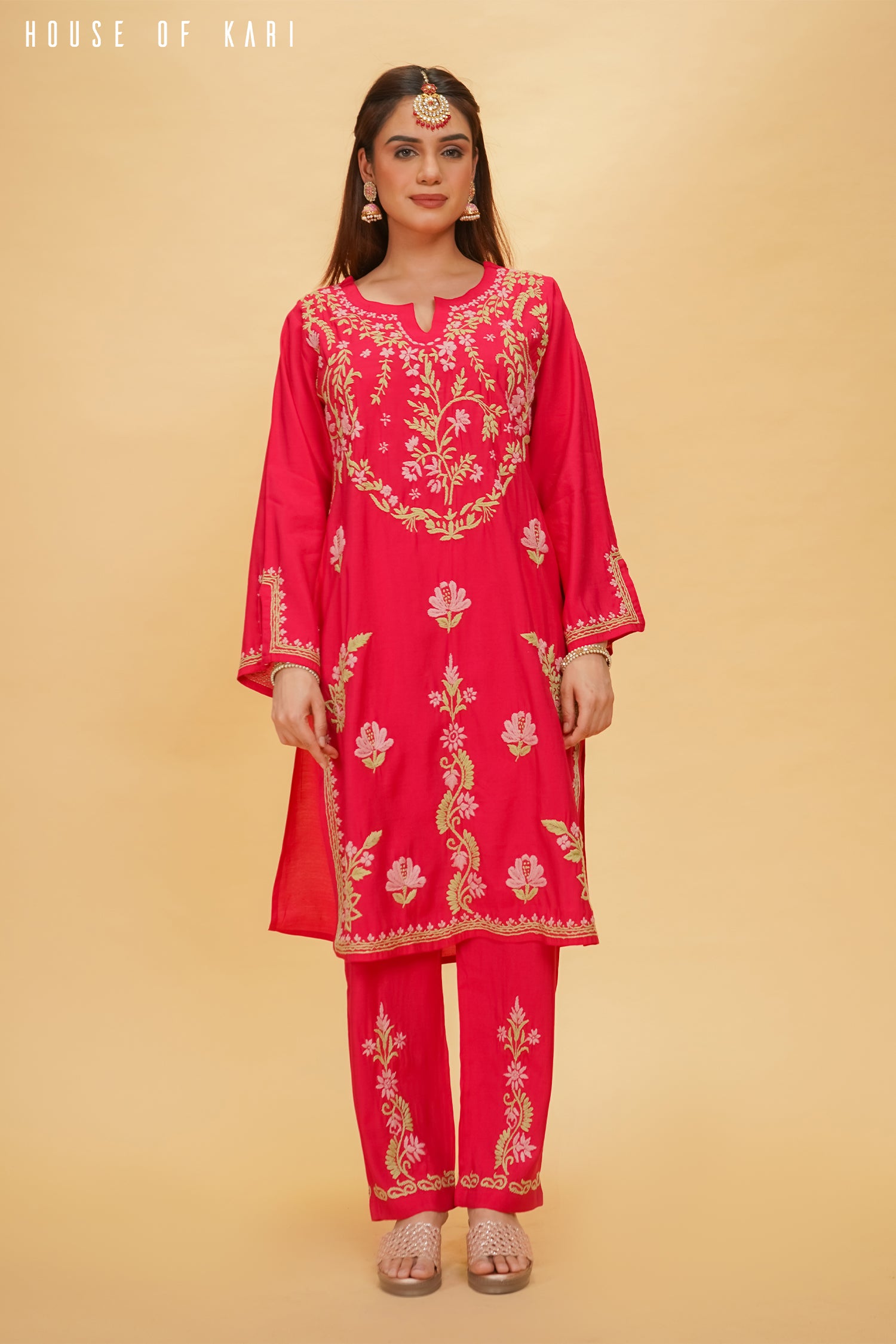 Chikankari Kurta Set In Muslin - Pink