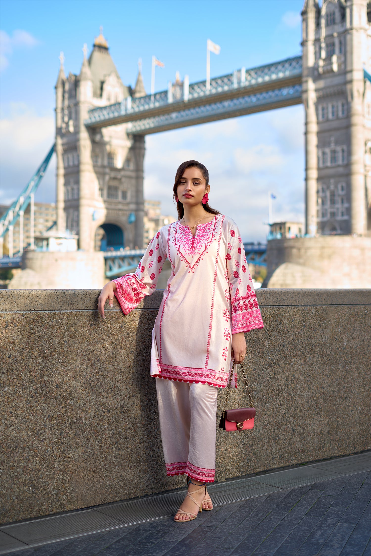 Velvet Printkari Coord Set with Straight Bottoms – Ivory & Pink