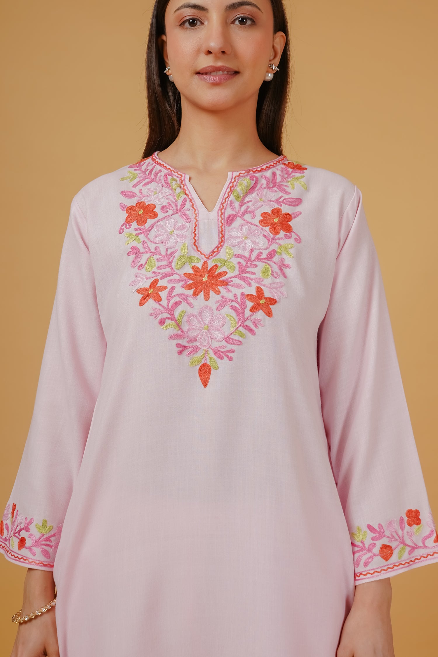 Cotton Kashmiri Aari Embroidered Kurta Set - Pink