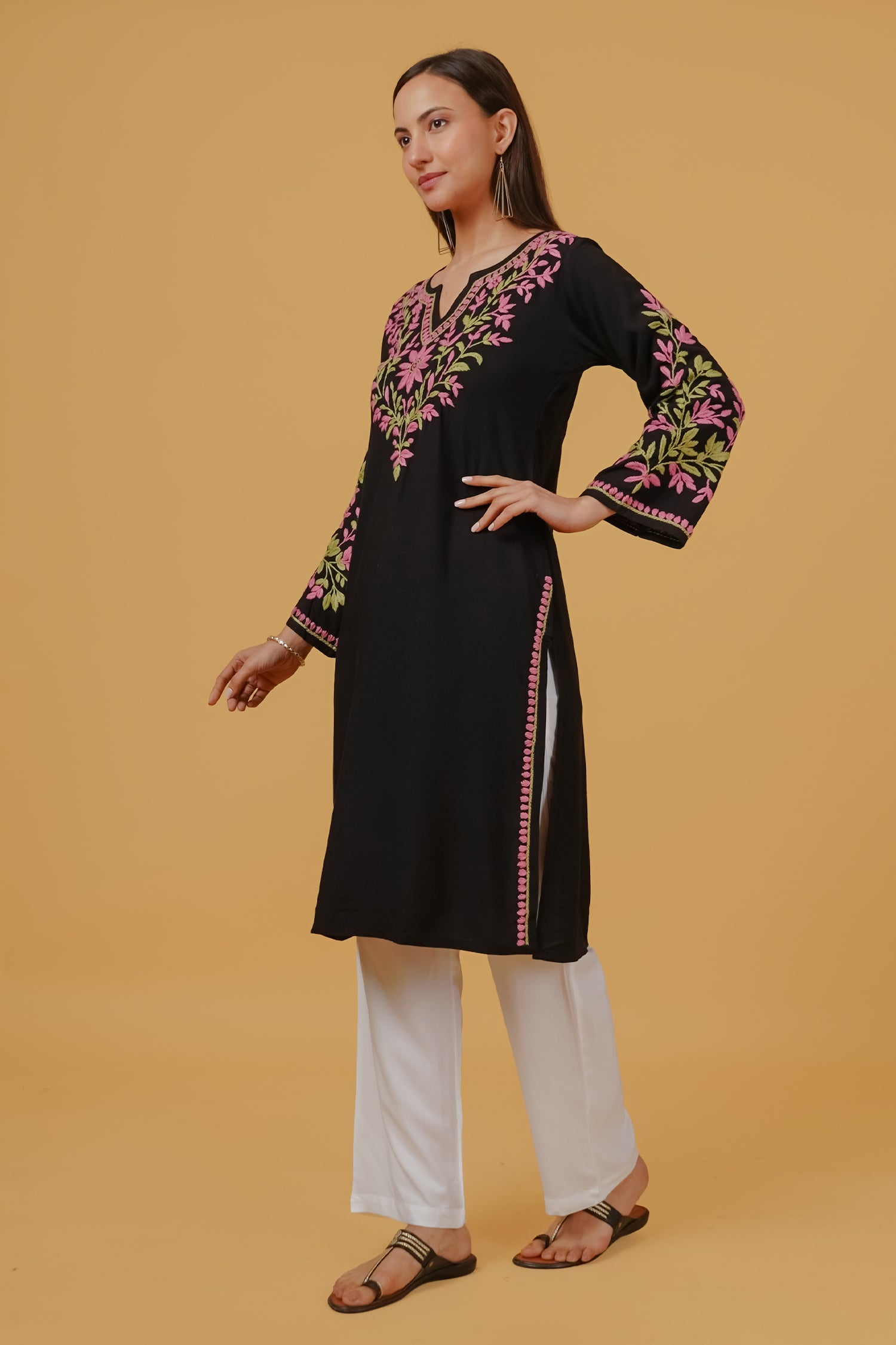 Jannat chaddha in Rayon Chikankari Embroidered Kurta In Rayon - Black