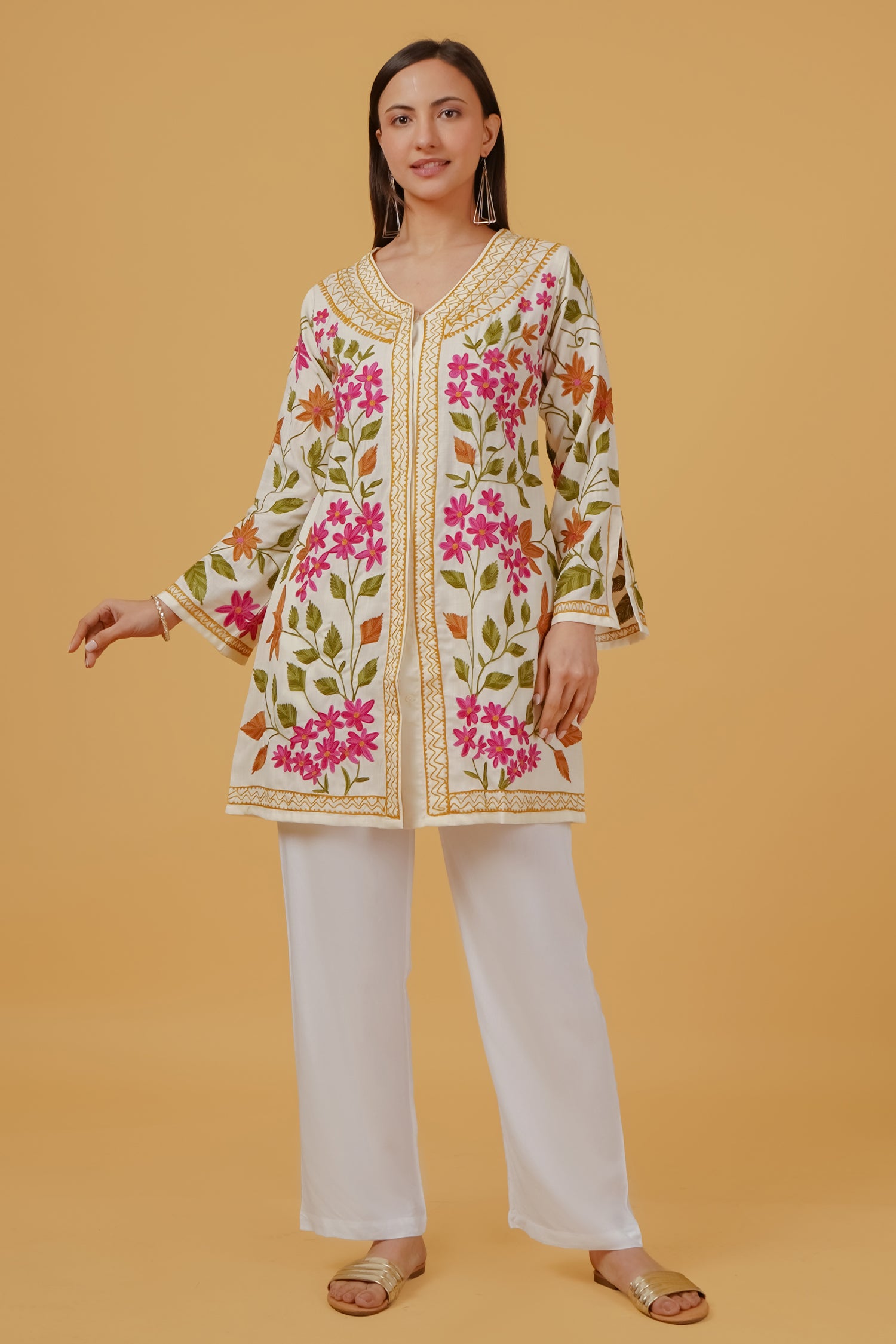 Khushbu in Cotton Kashmiri Aari Embroidered Jacket – Off White