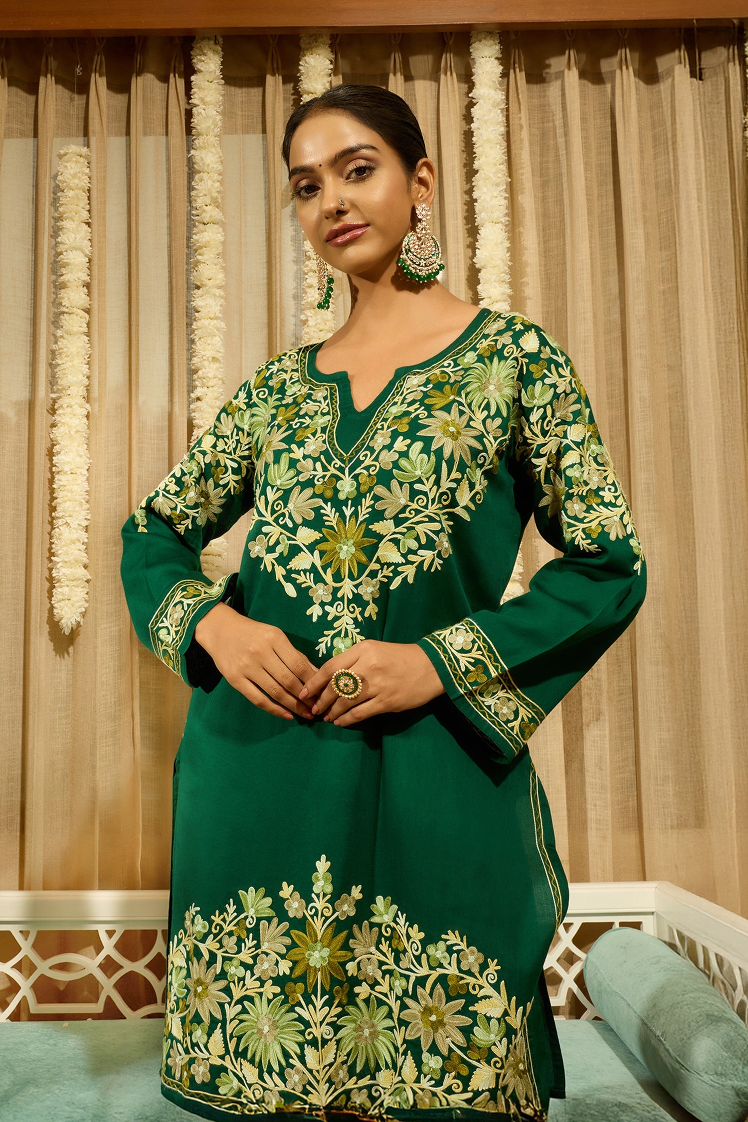Kashmiri Aari Embroidered Kurta Set with Bellbottom Pants in Green Cotton Silk